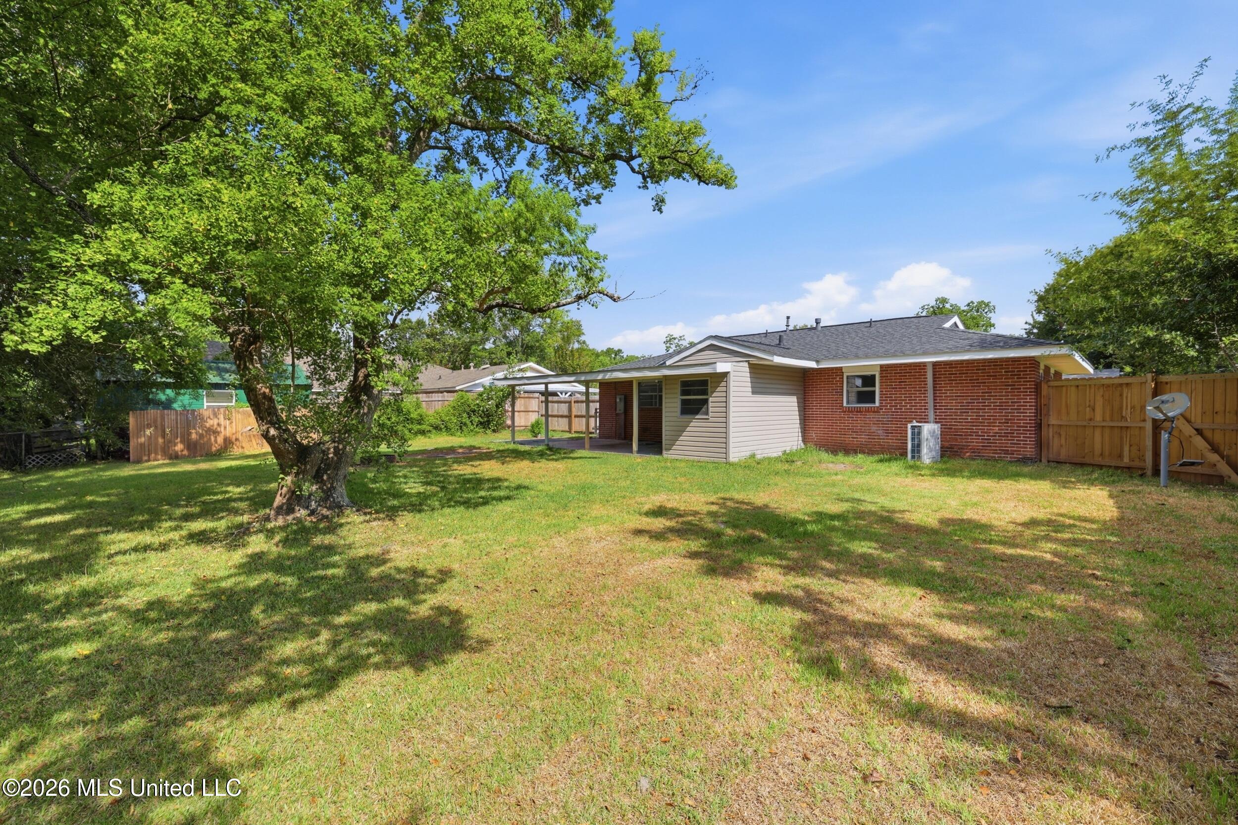 16013 Waycross Drive Property Photo 35