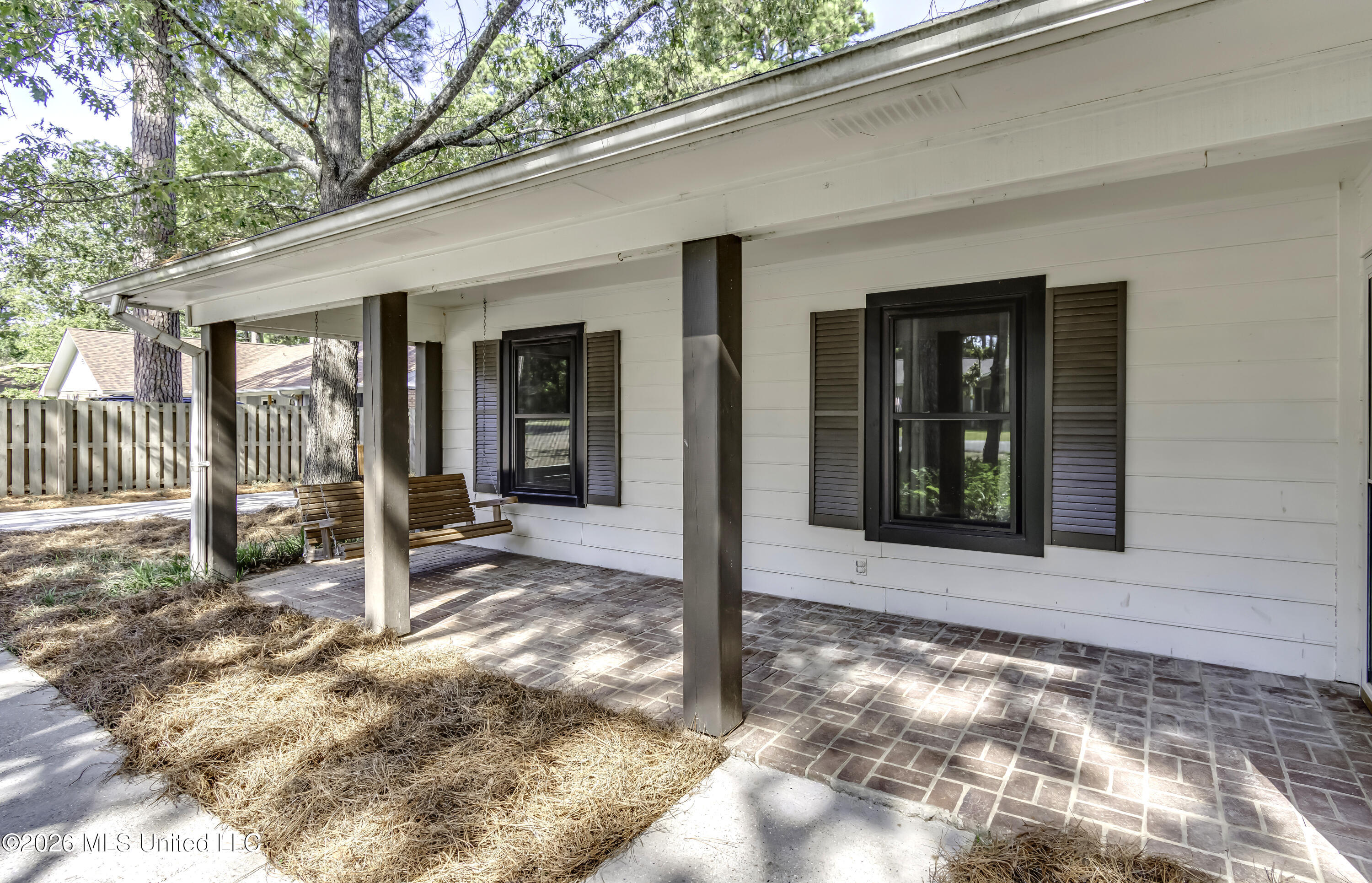 103 Falcon Court Property Photo 4
