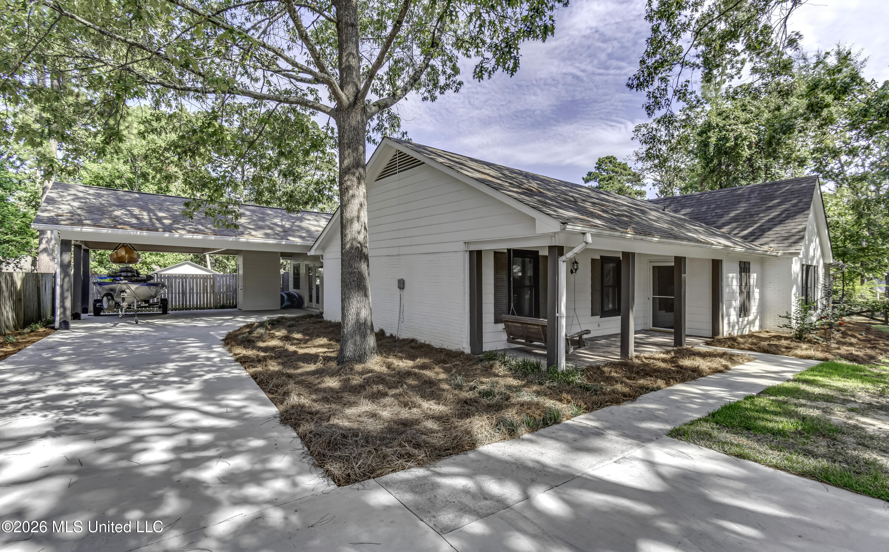103 Falcon Court Property Photo 5