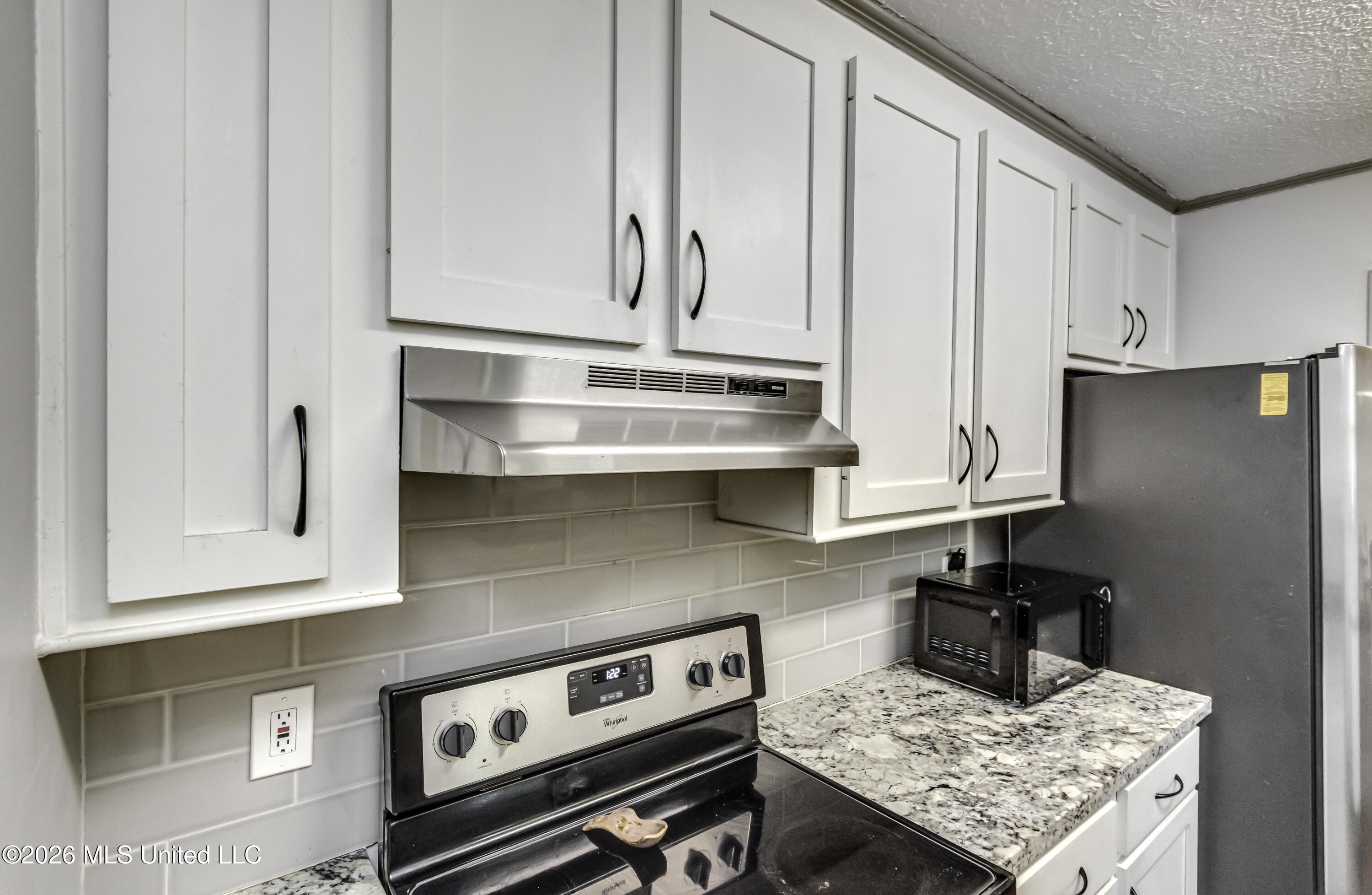 103 Falcon Court Property Photo 31