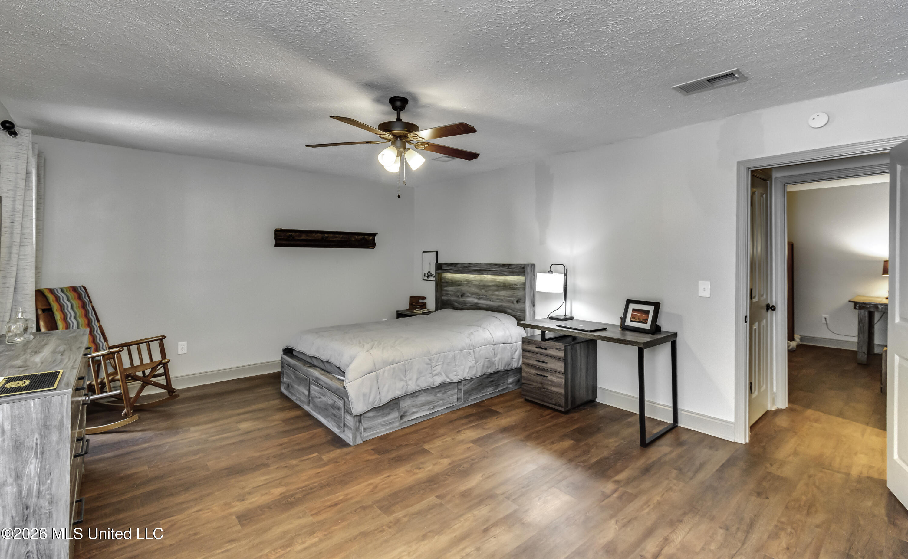 103 Falcon Court Property Photo 34