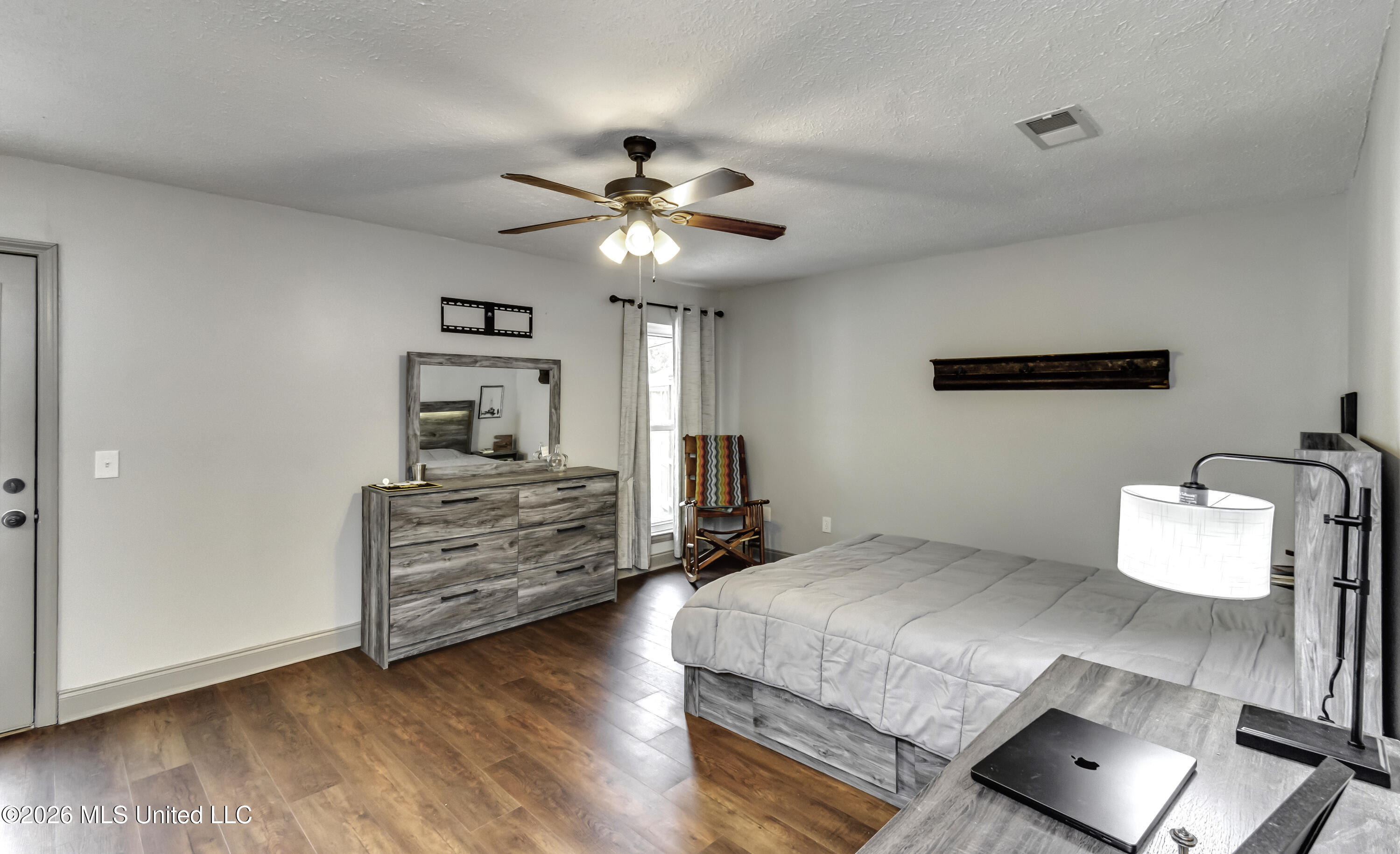 103 Falcon Court Property Photo 35