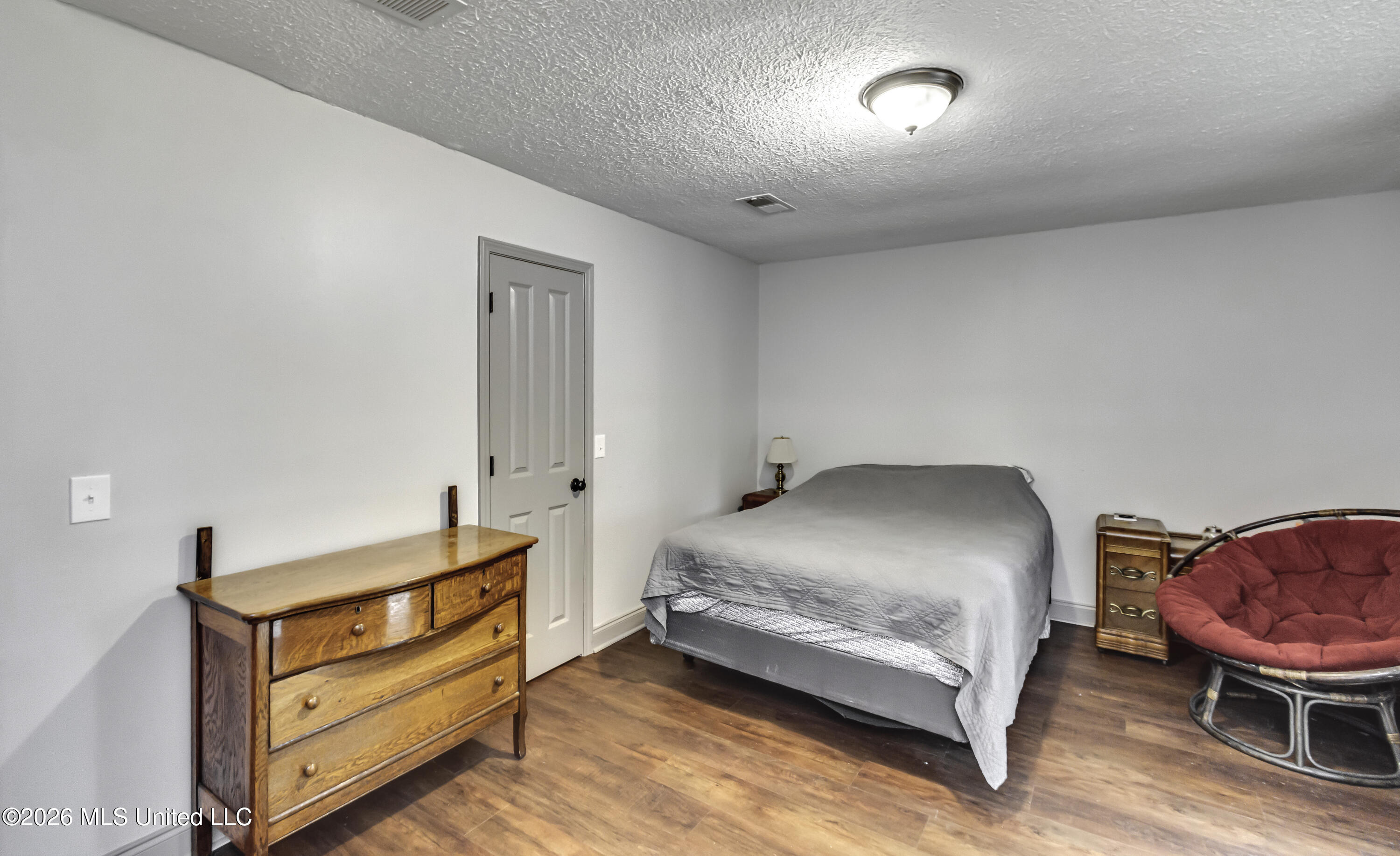 103 Falcon Court Property Photo 44
