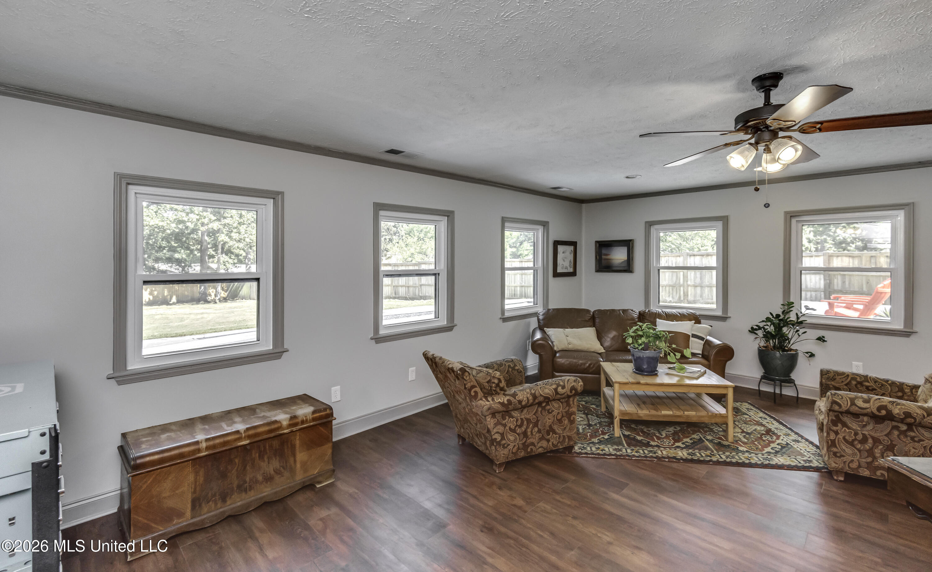 103 Falcon Court Property Photo 49