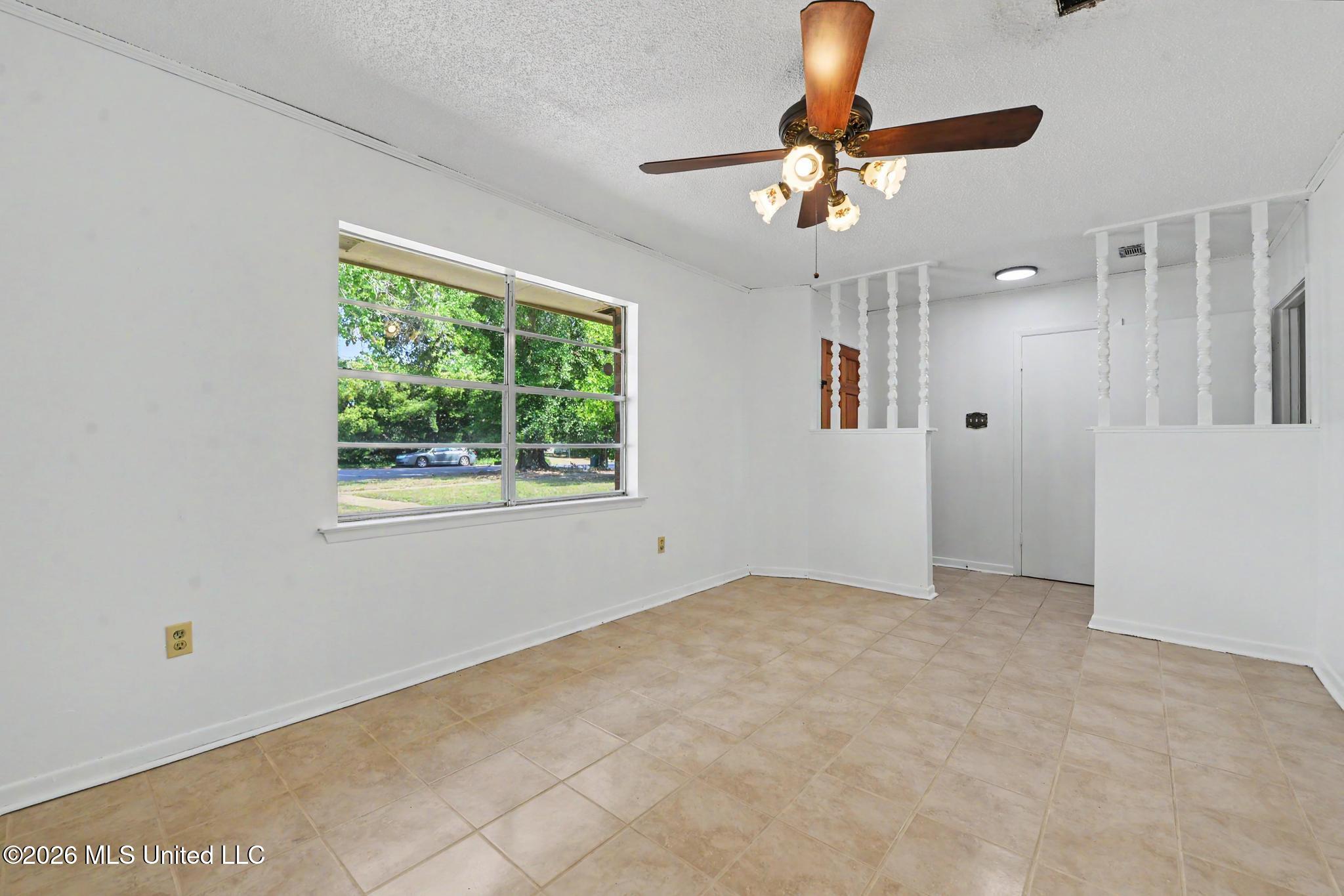 1525 31st Avenue Property Photo 4