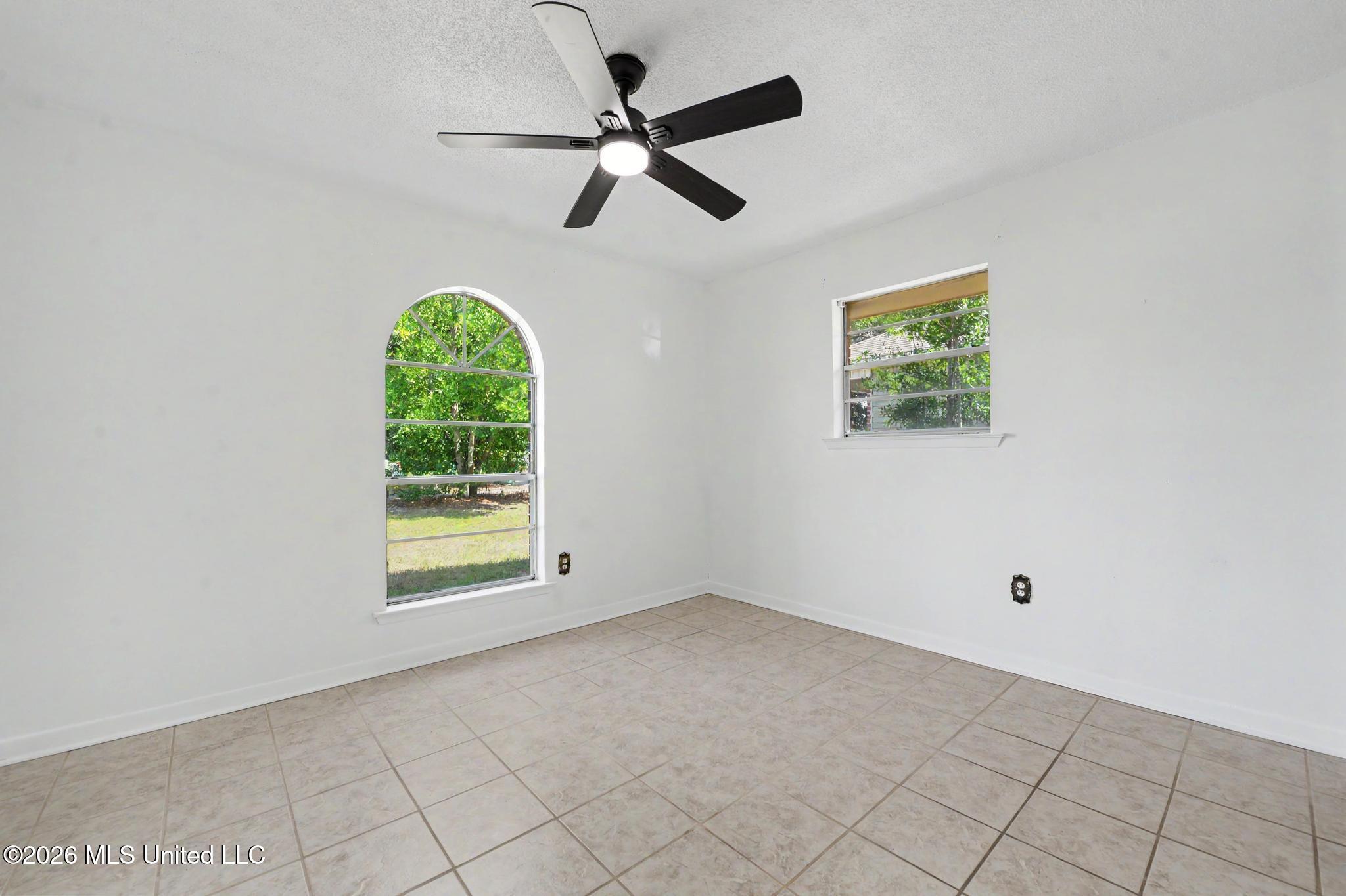 1525 31st Avenue Property Photo 15