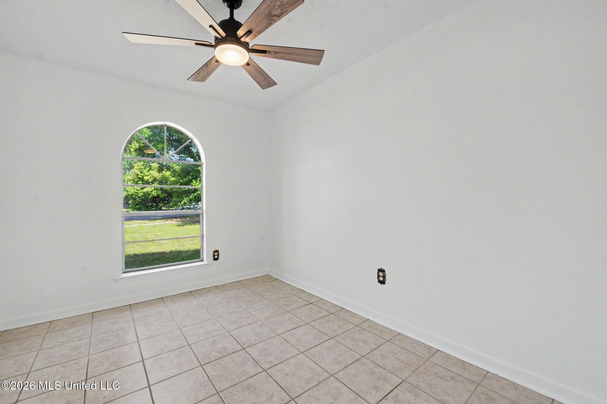 1525 31st Avenue Property Photo 17