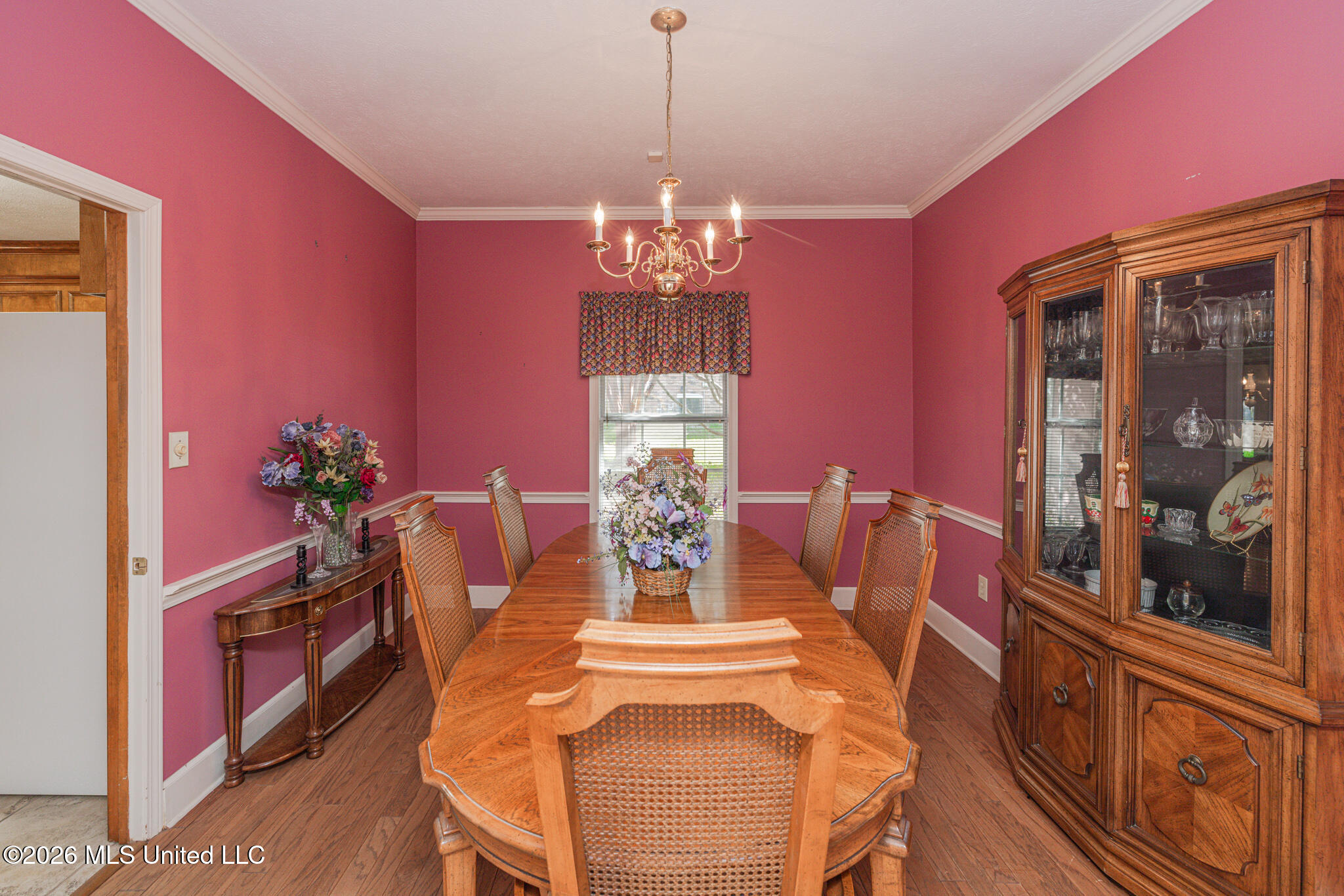 603 Treeline Drive Property Photo 9
