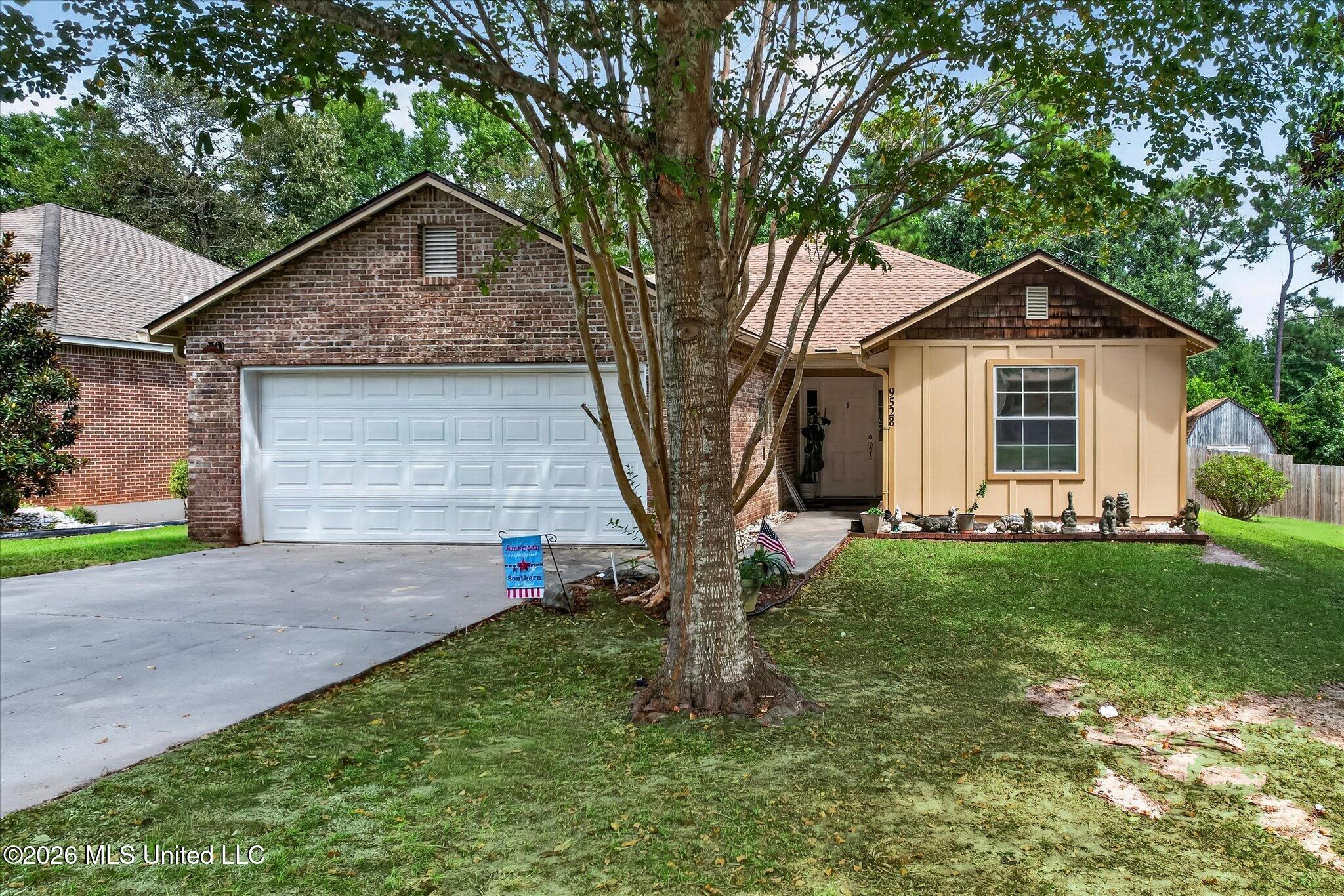 9528 Poni Place Property Photo 1