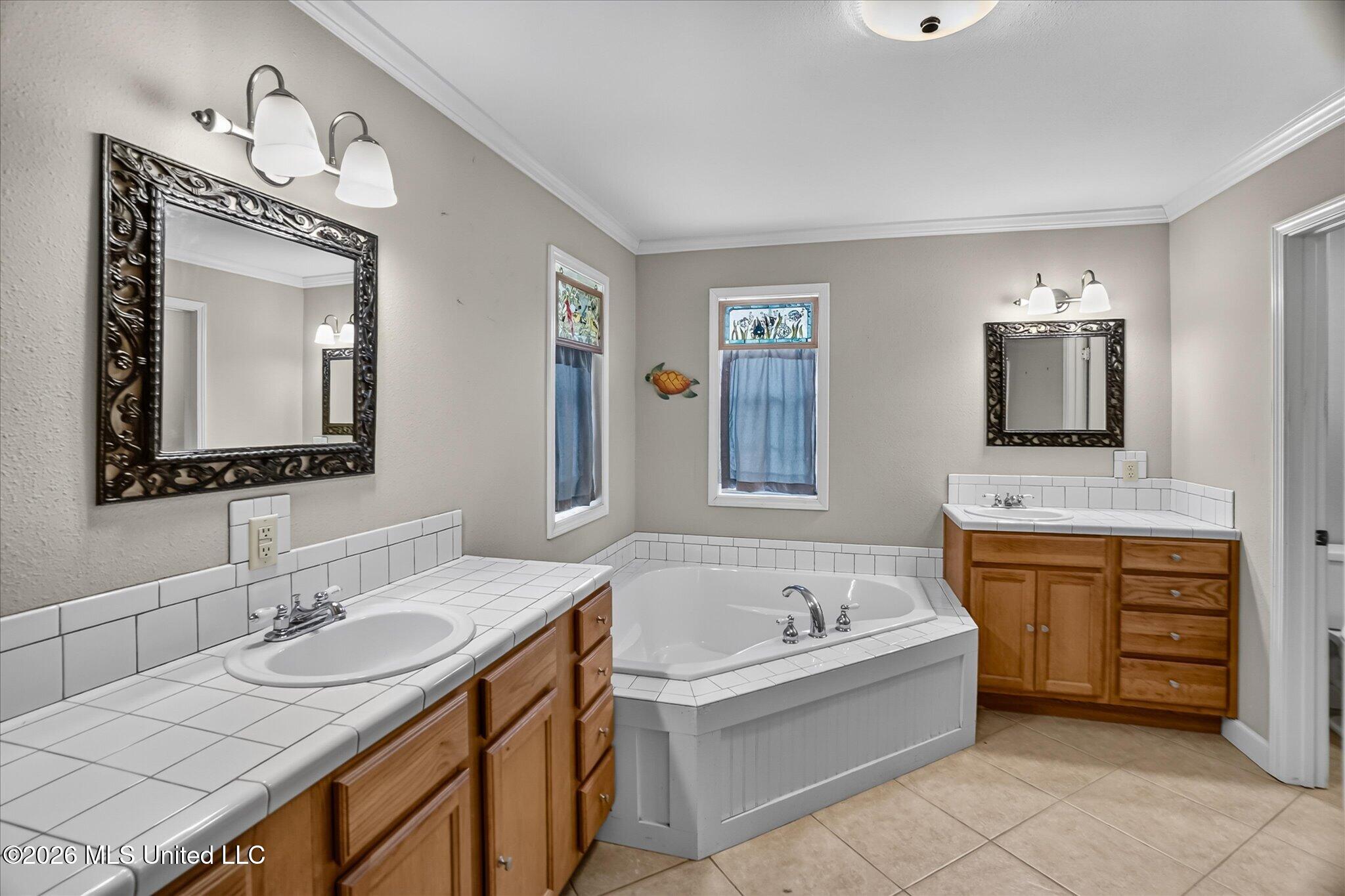 9528 Poni Place Property Photo 11