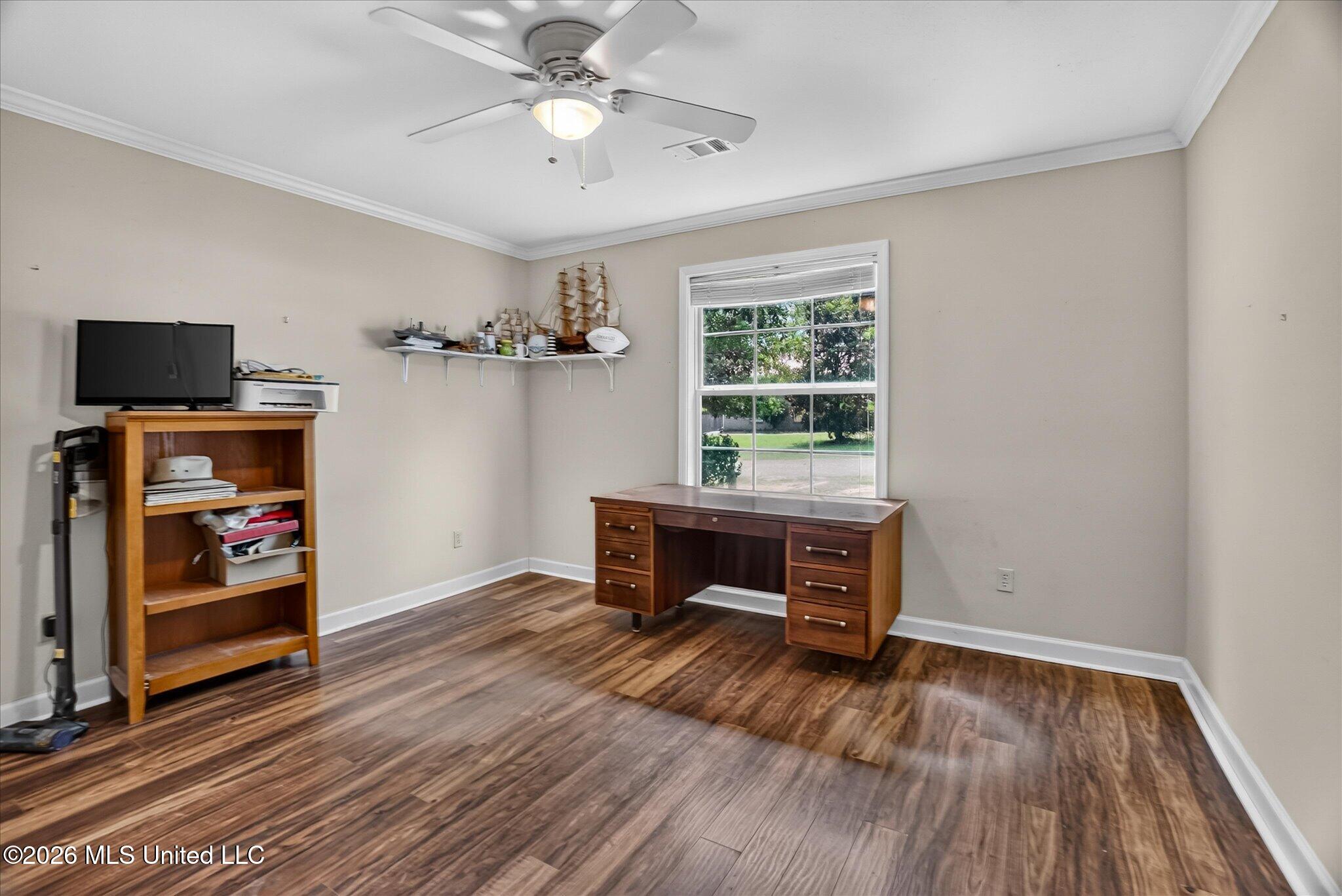 9528 Poni Place Property Photo 13