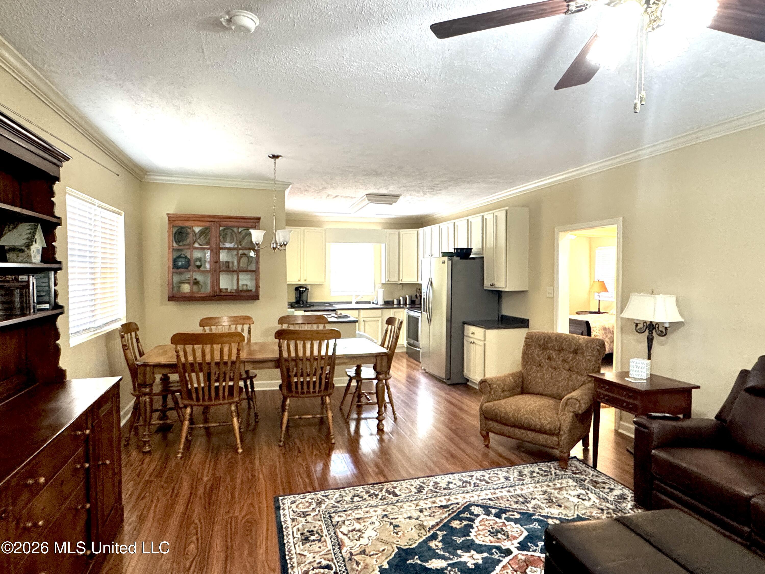 511 Mccluer Road Property Photo 6