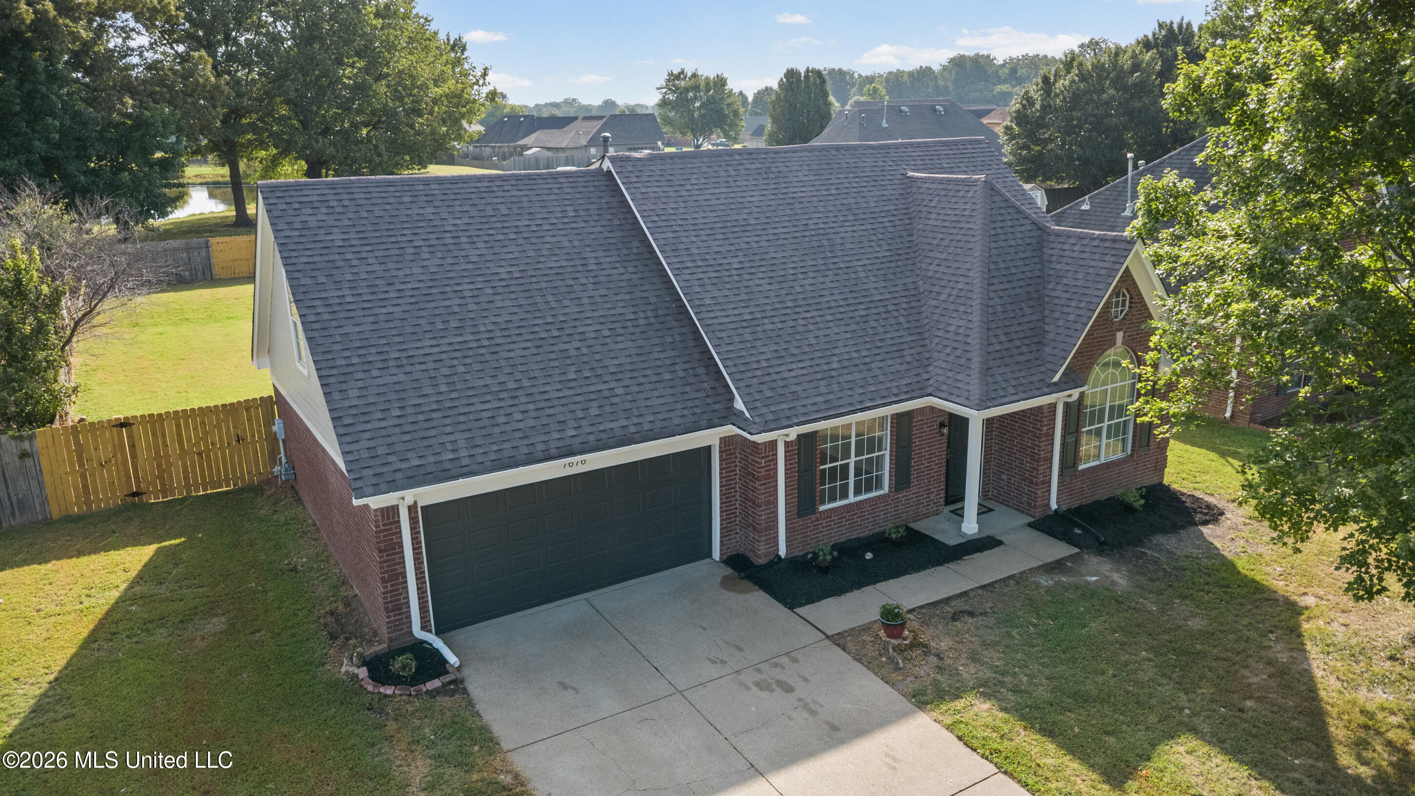 7676 Bramble Lane Property Photo 1