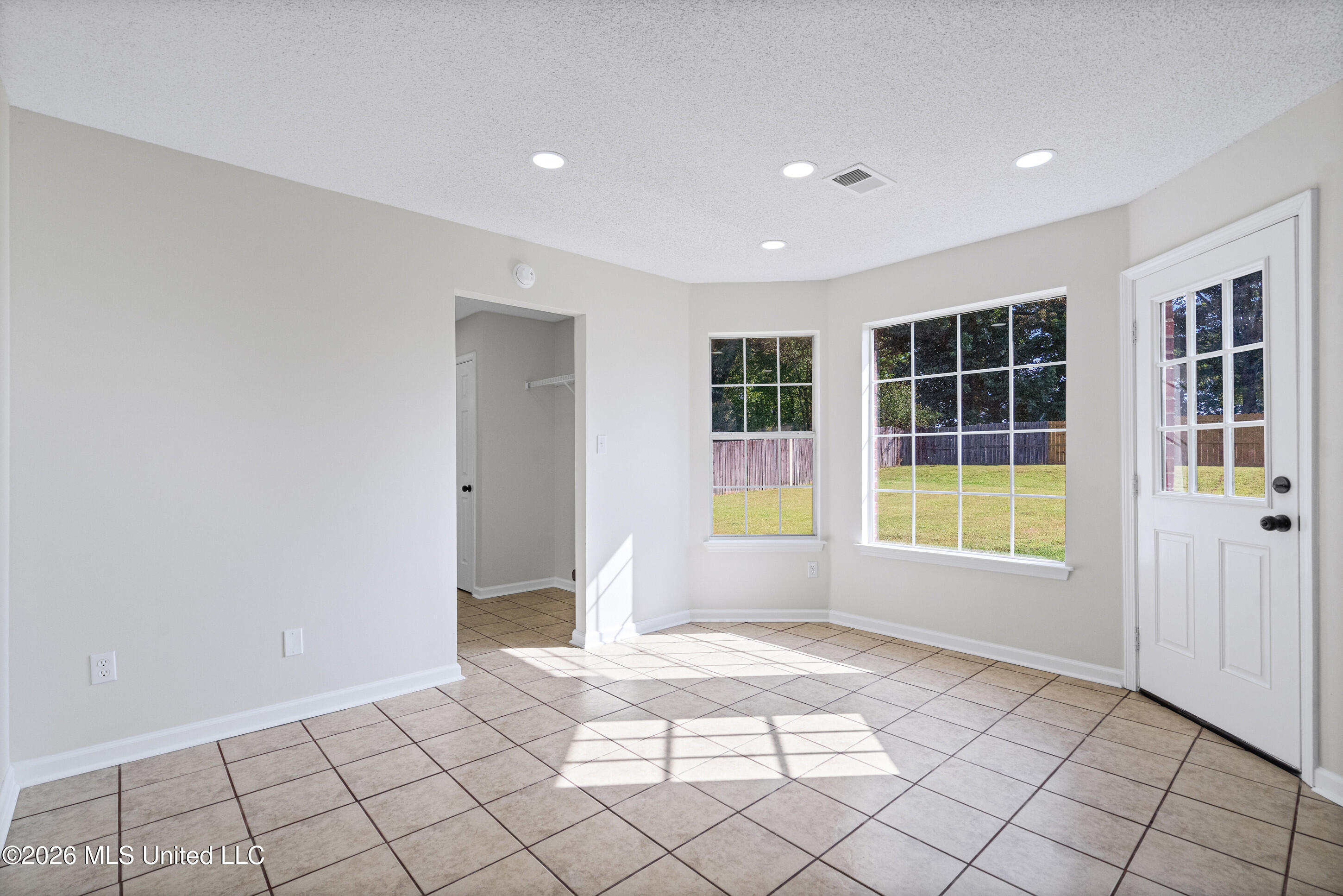 7676 Bramble Lane Property Photo 8