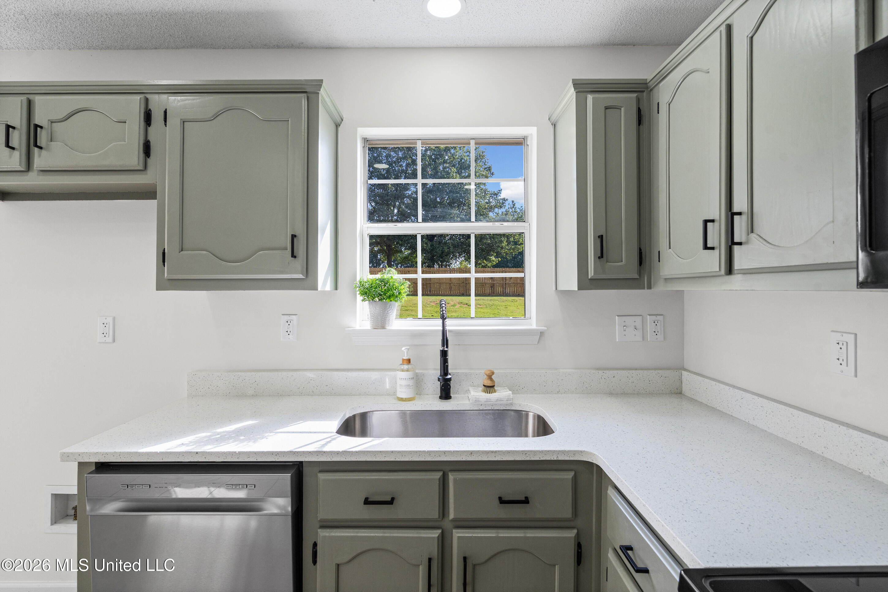 7676 Bramble Lane Property Photo 11