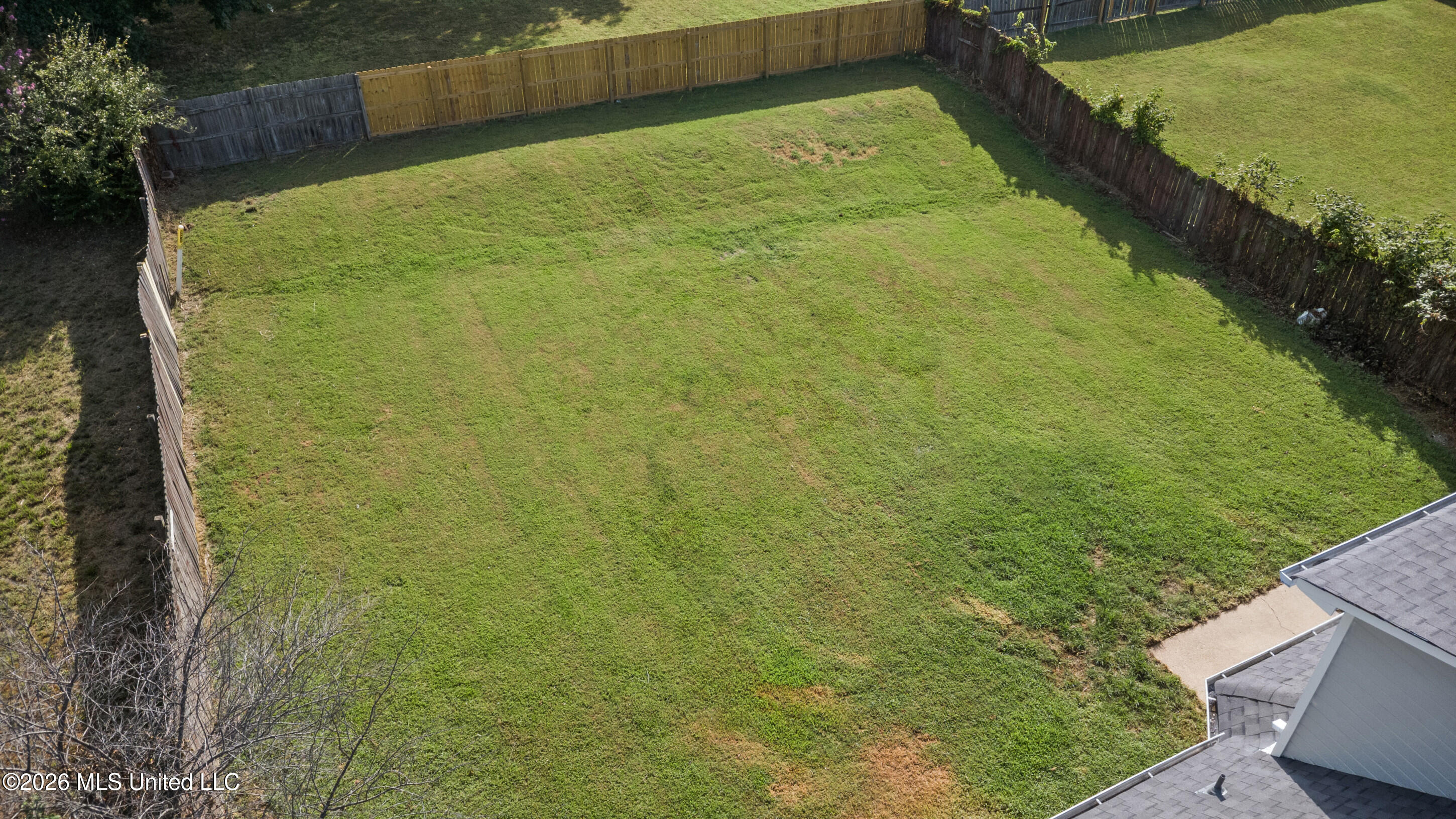 7676 Bramble Lane Property Photo 23