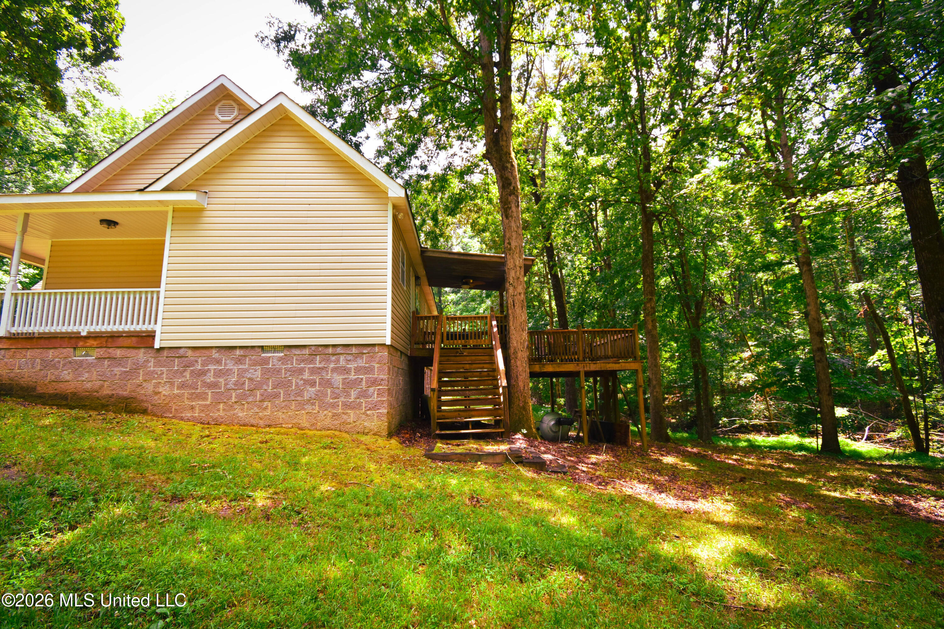 22059 Highway 315 Property Photo 3