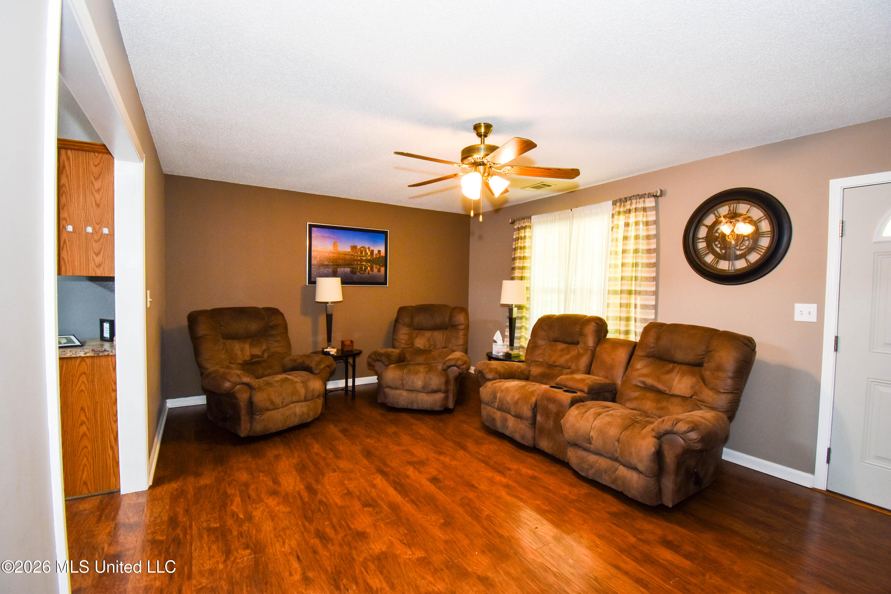 22059 Highway 315 Property Photo 6