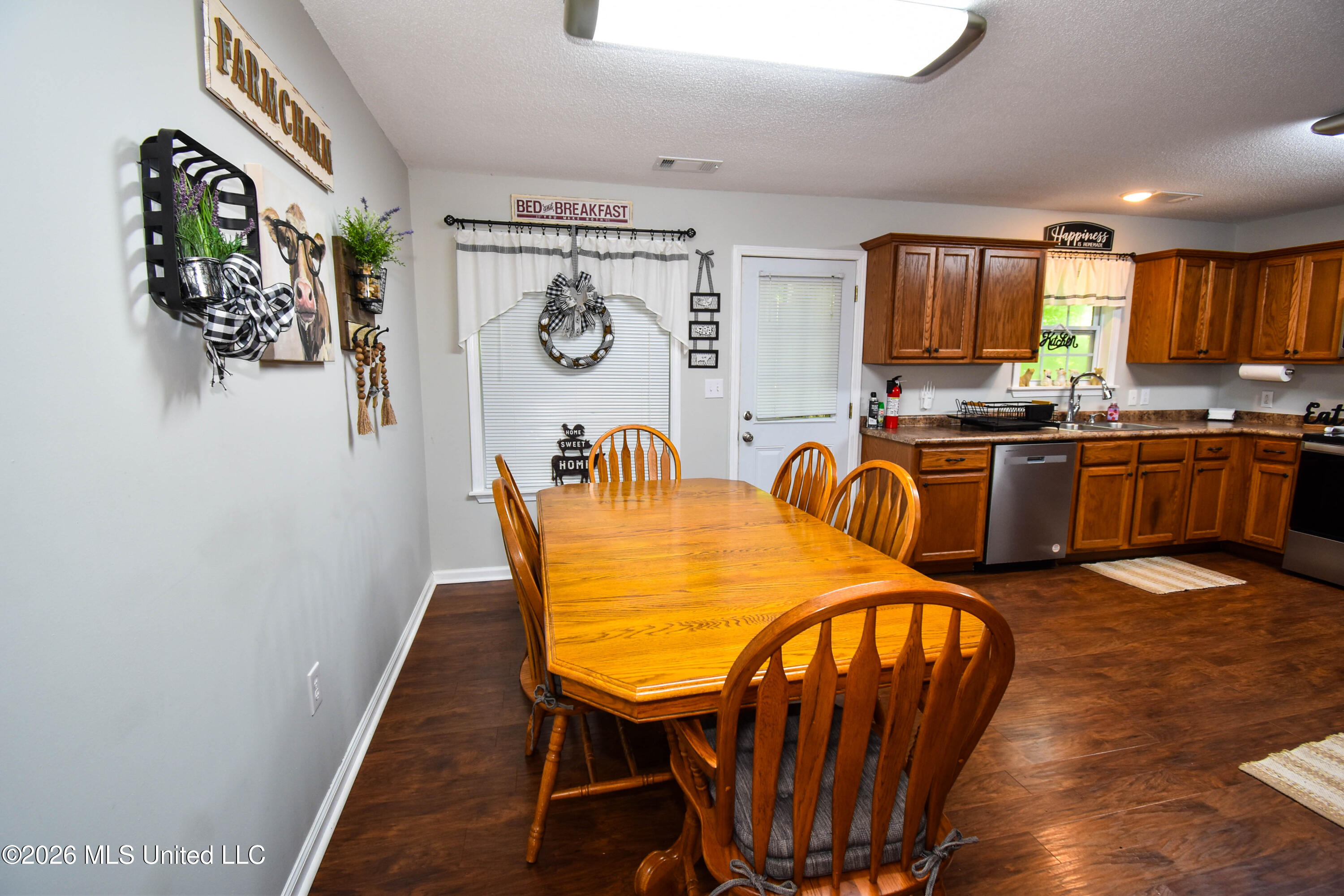 22059 Highway 315 Property Photo 8
