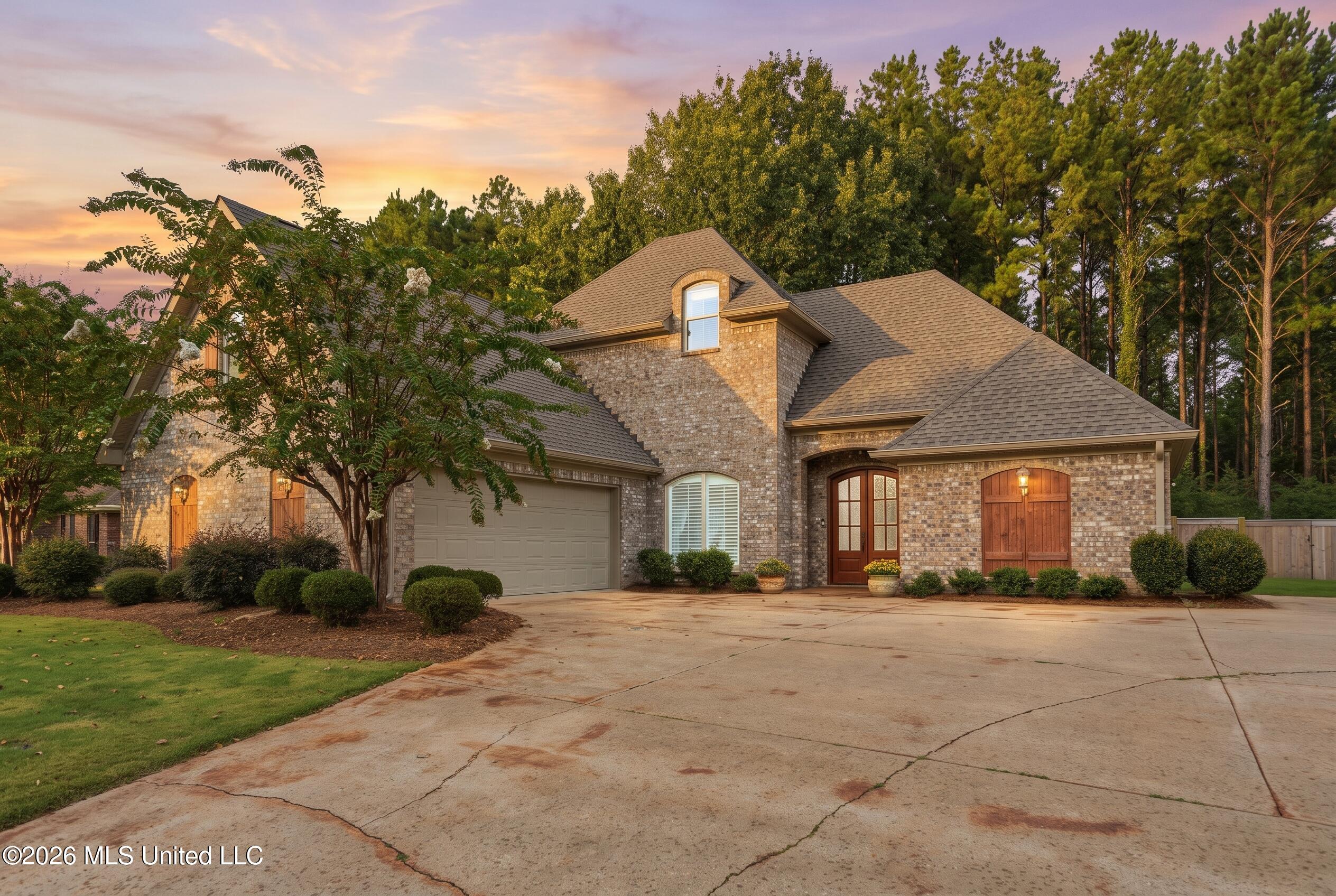 446 Edgewood Crossing Property Photo 1