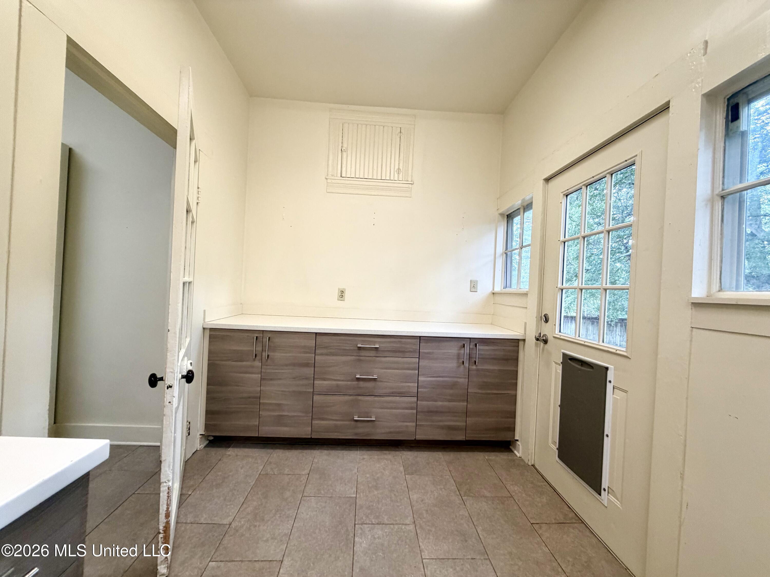 316 Becker Street Property Photo 13