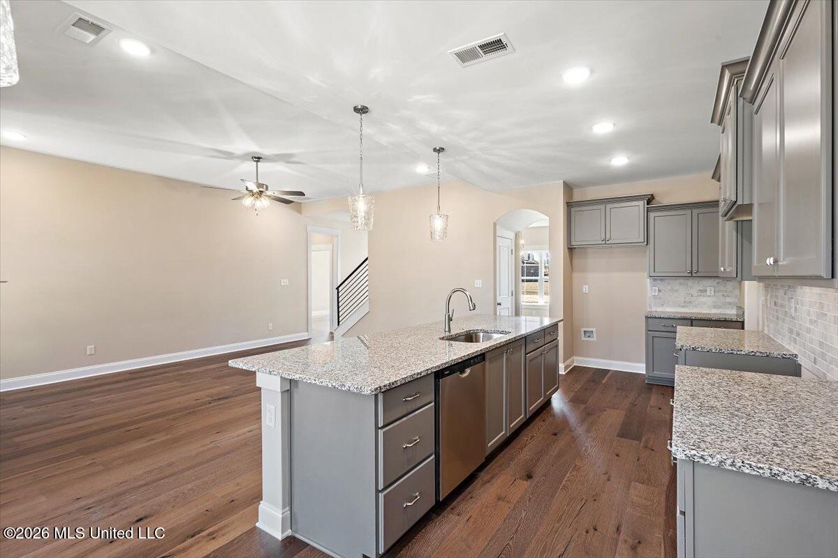 302 Wells Drive Property Photo 13