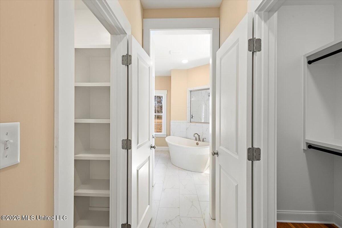 302 Wells Drive Property Photo 16