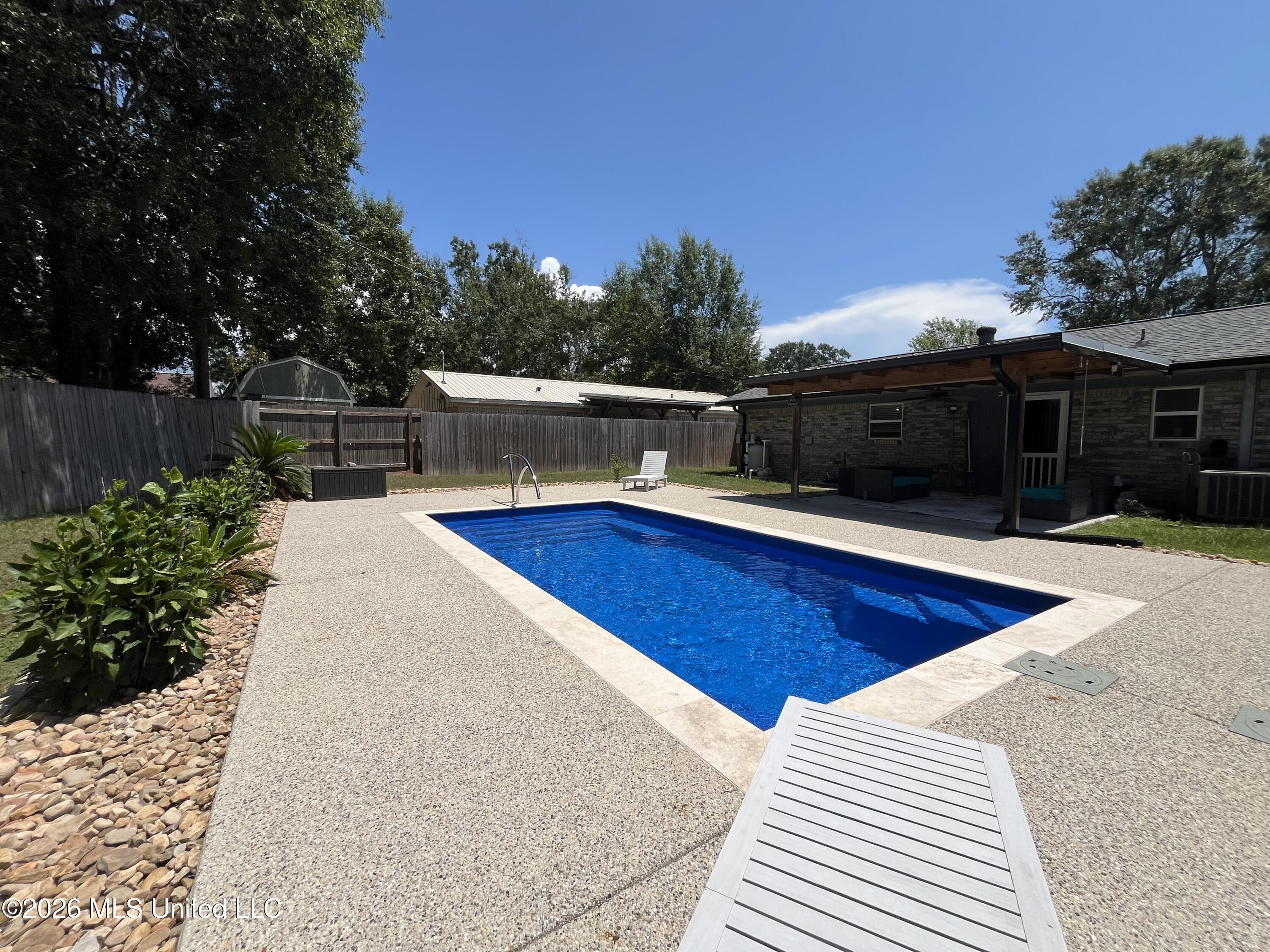 102 Francisco Court Property Photo 19