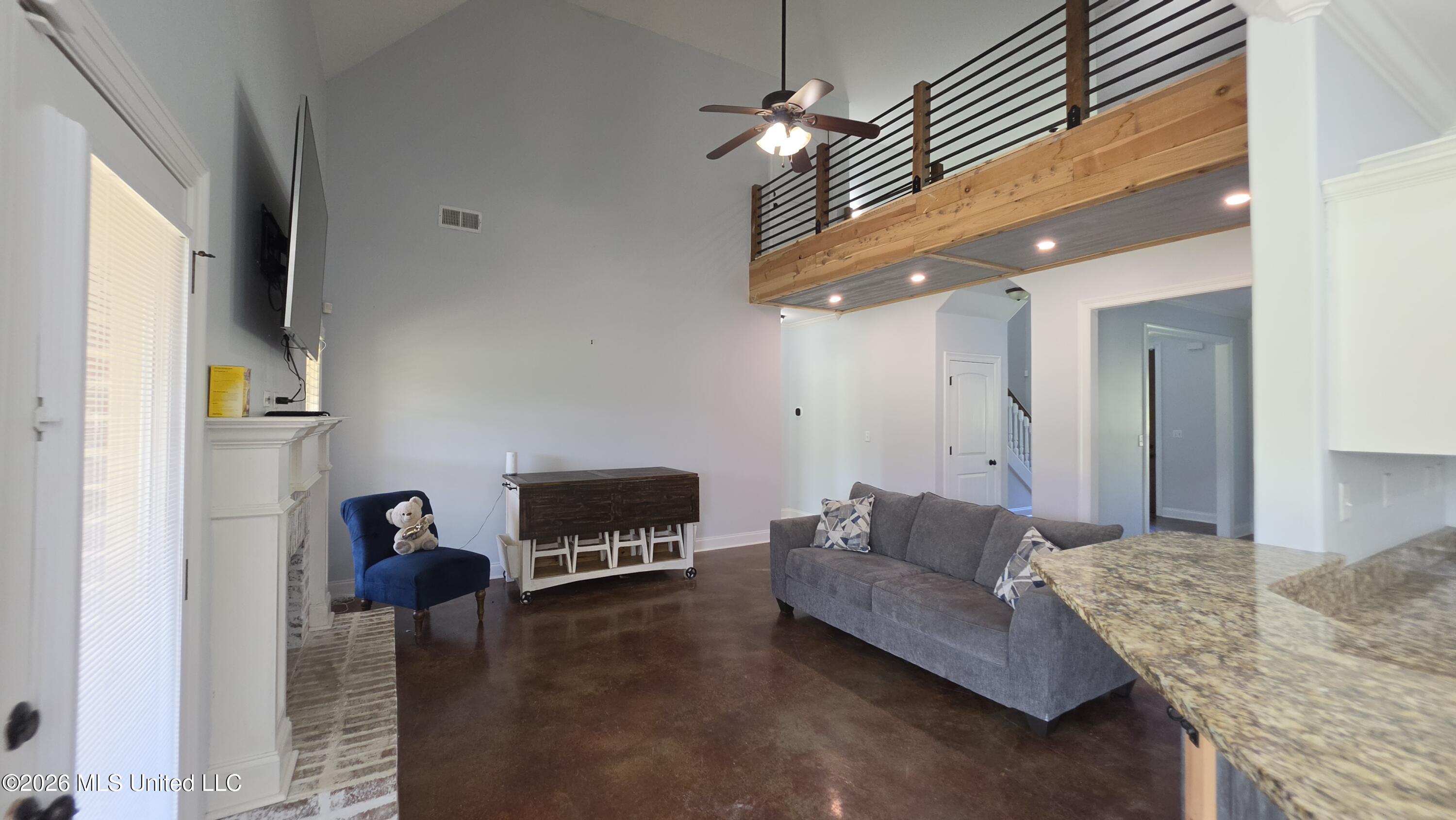 9567 Holly Springs Road Property Photo 8