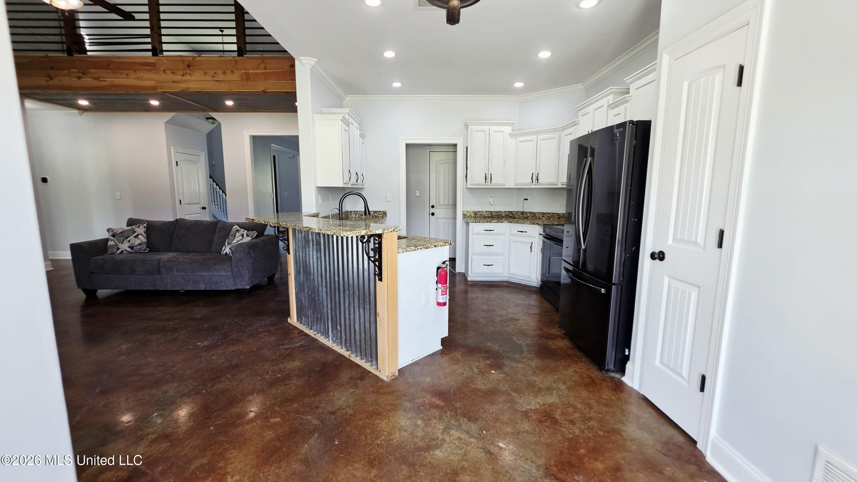 9567 Holly Springs Road Property Photo 9