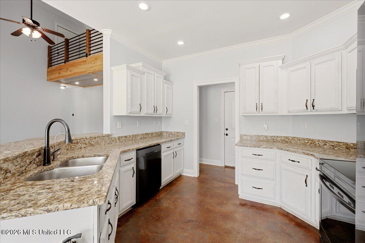 9567 Holly Springs Road Property Photo 15