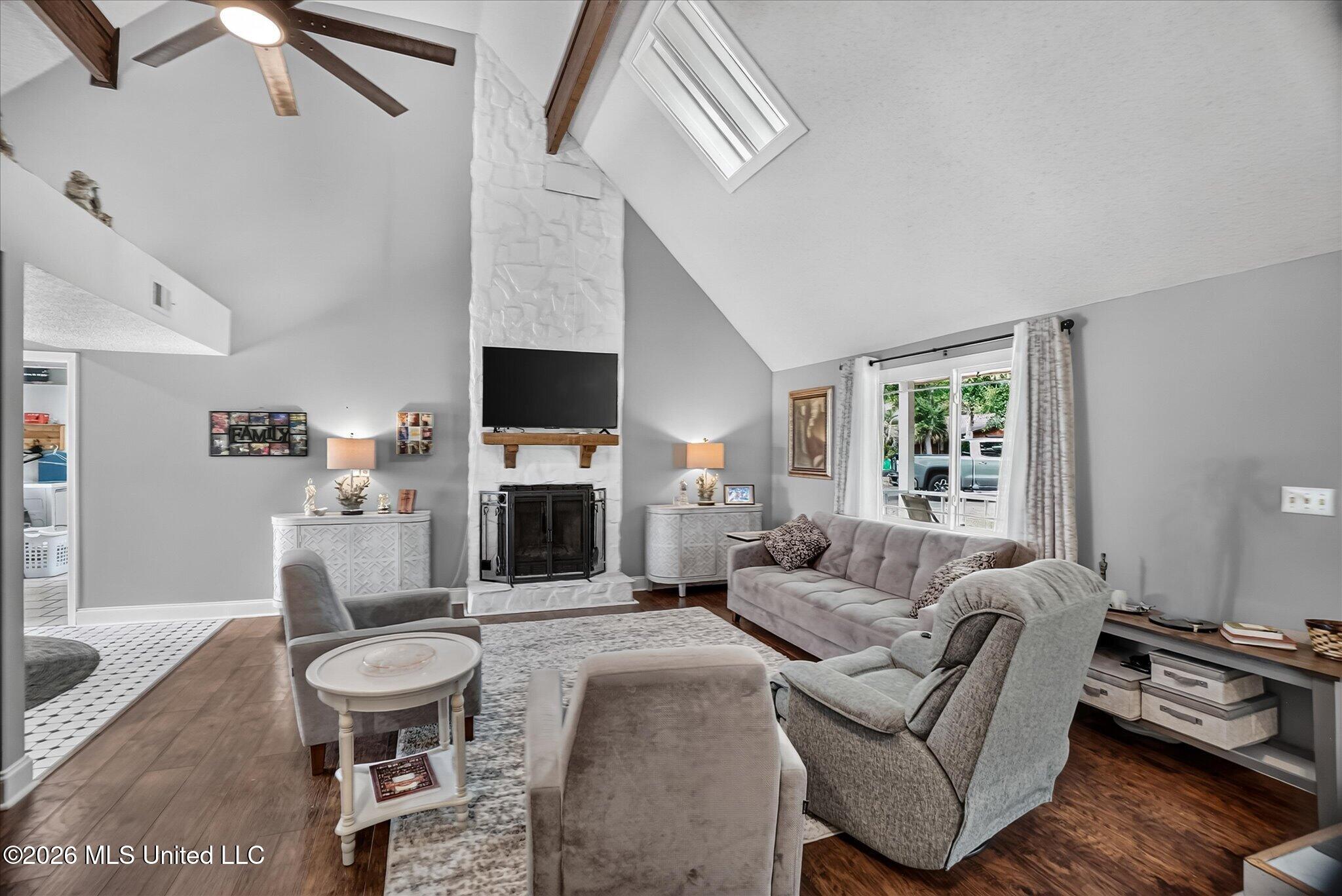 9211 Point Aux Chenes Road Property Photo 4