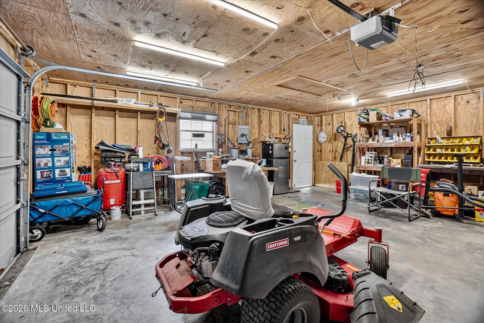 9211 Point Aux Chenes Road Property Photo 41