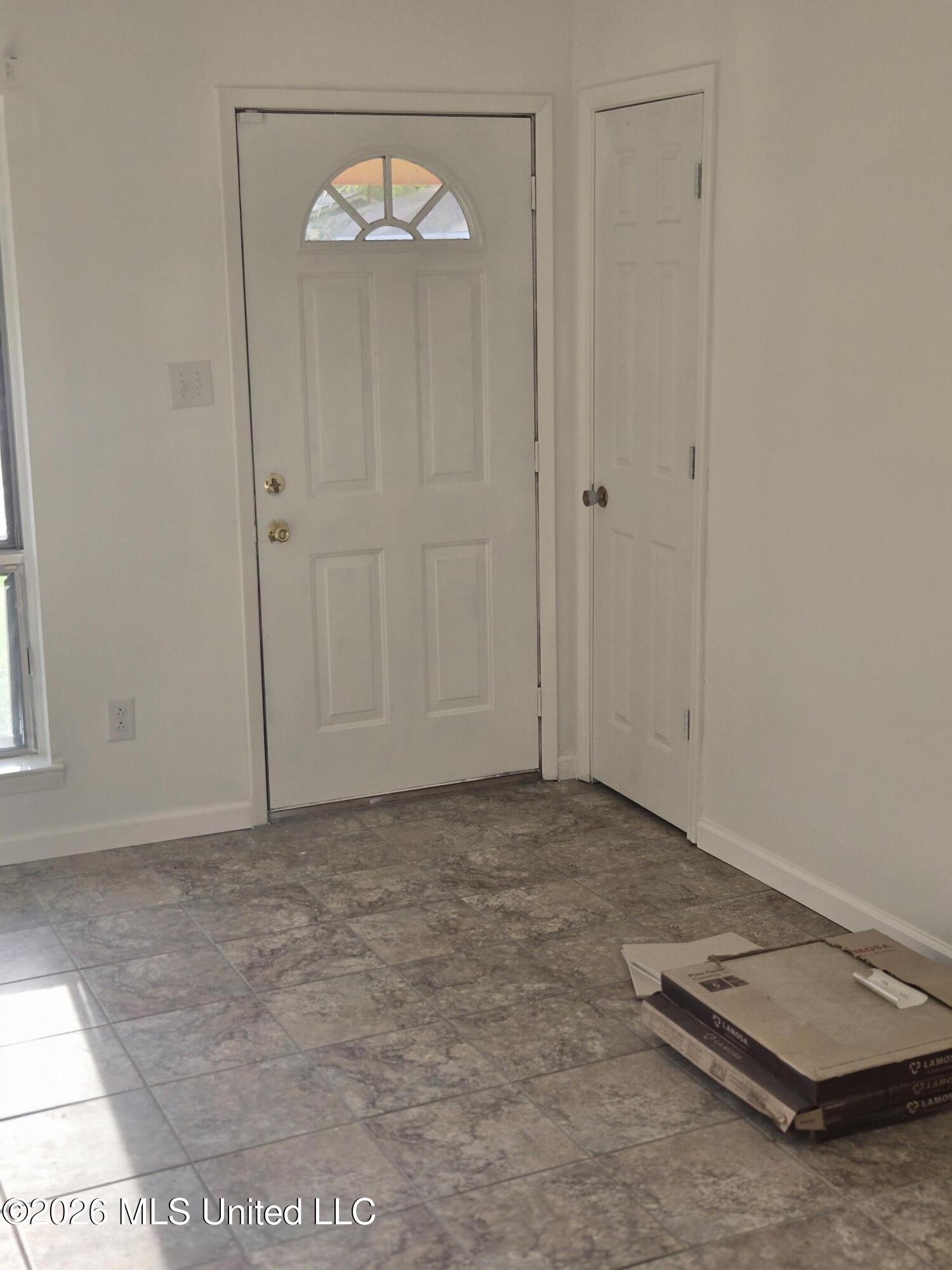 3900 Cypress Street Property Photo 2