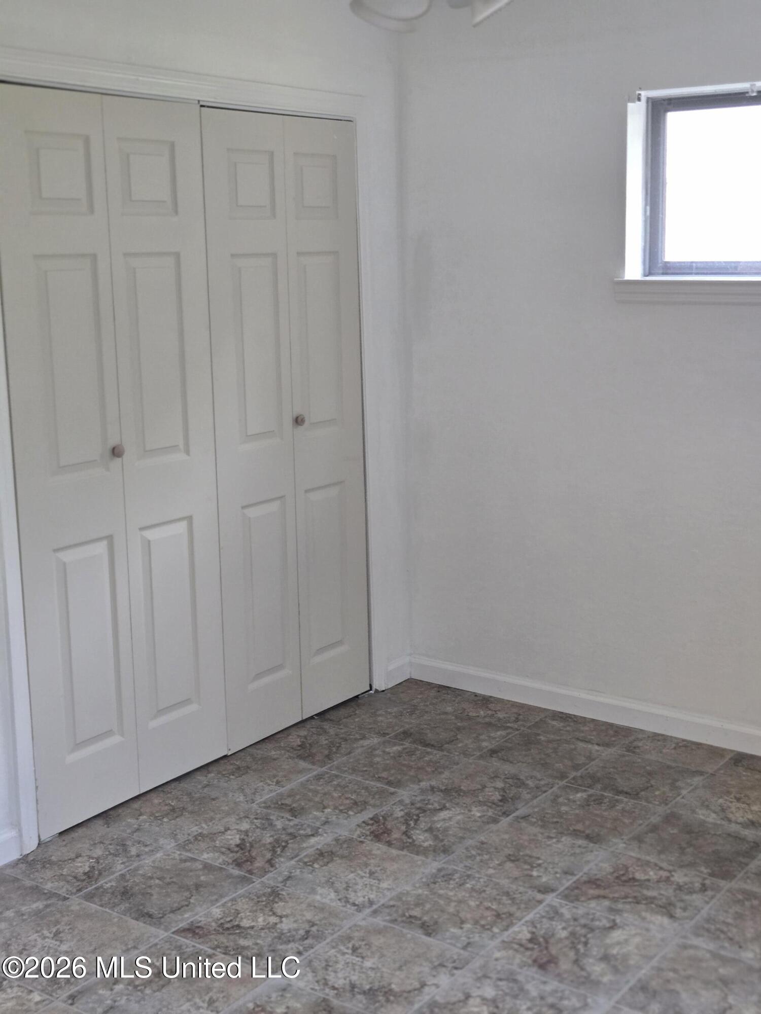 3900 Cypress Street Property Photo 6