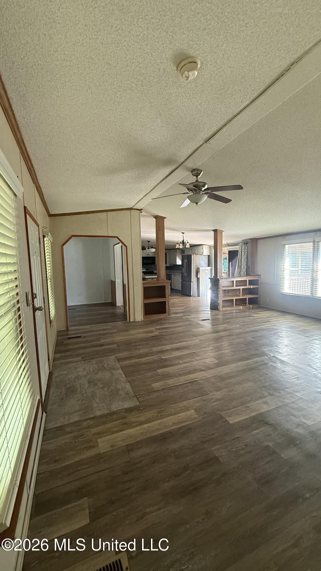 1846 Jason Way Property Photo 4
