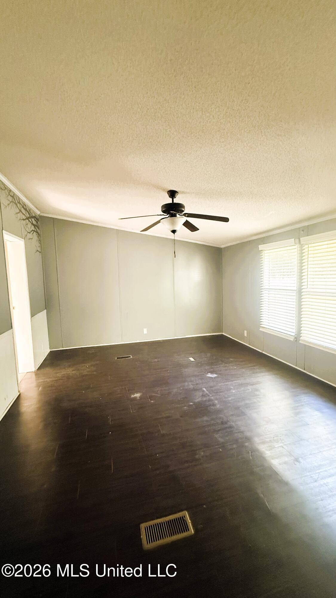 1846 Jason Way Property Photo 10