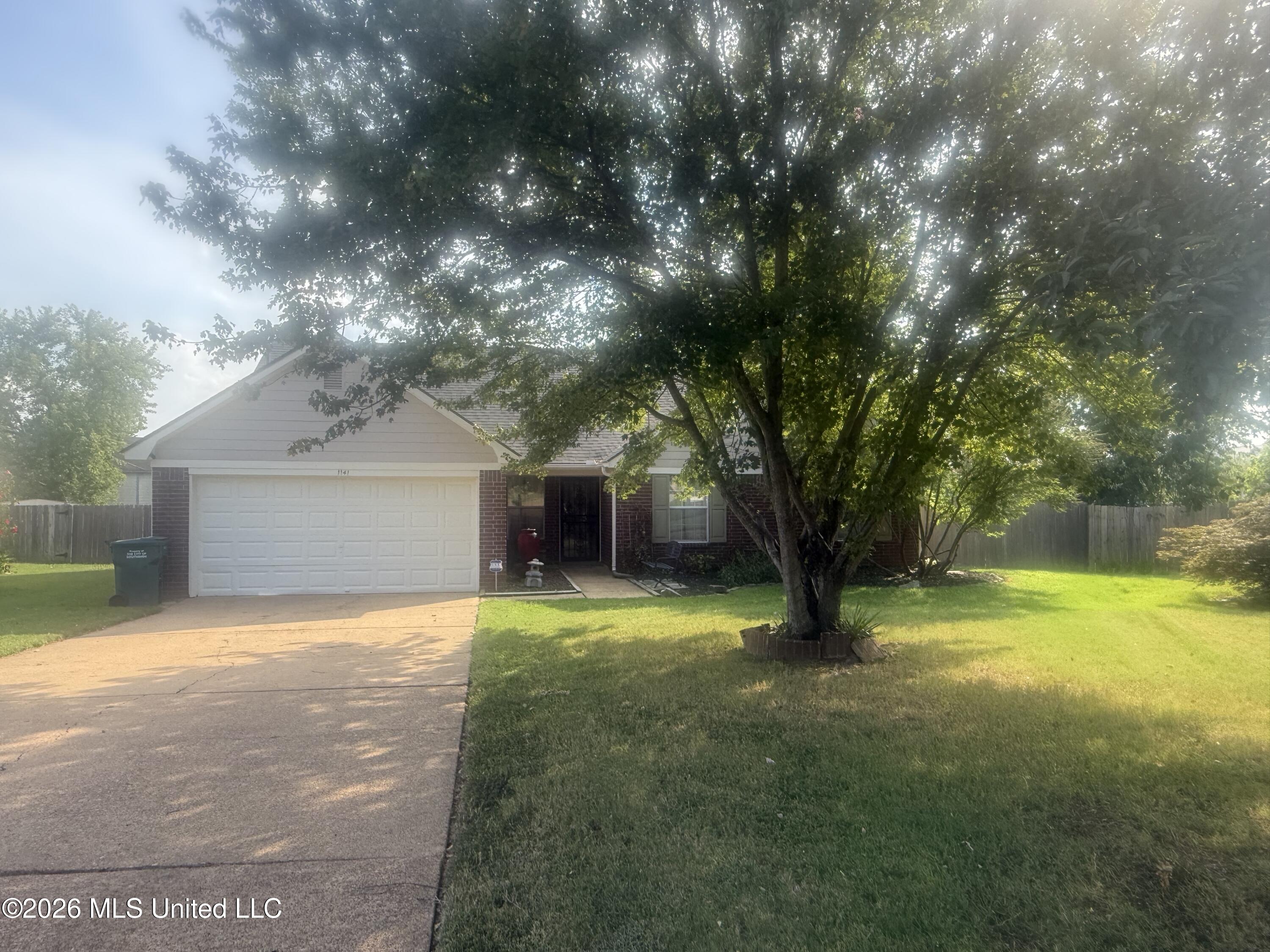1141 Stonegate Cove Property Photo 5