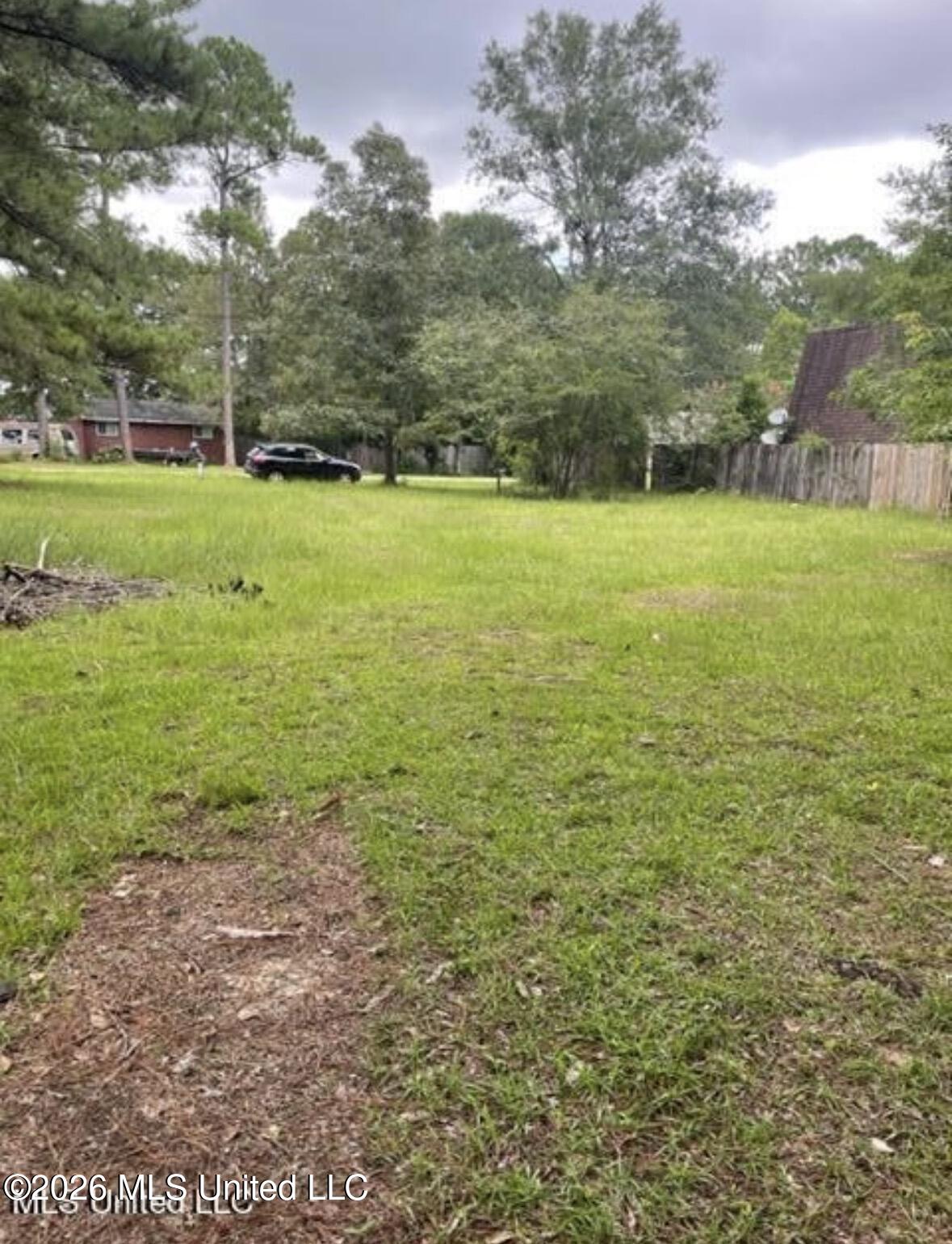 Robertsdale Road Property Photo 3