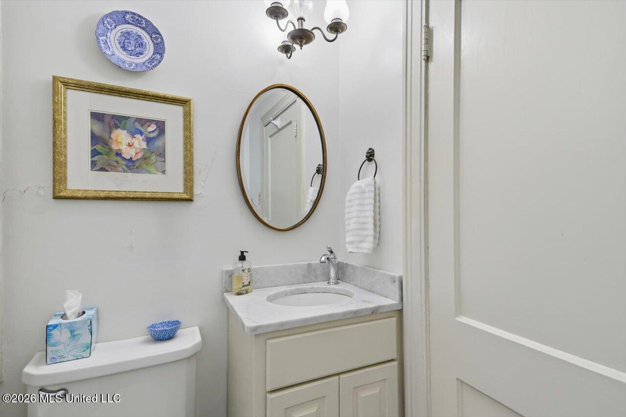 1138 Saint Ann Street Property Photo 25