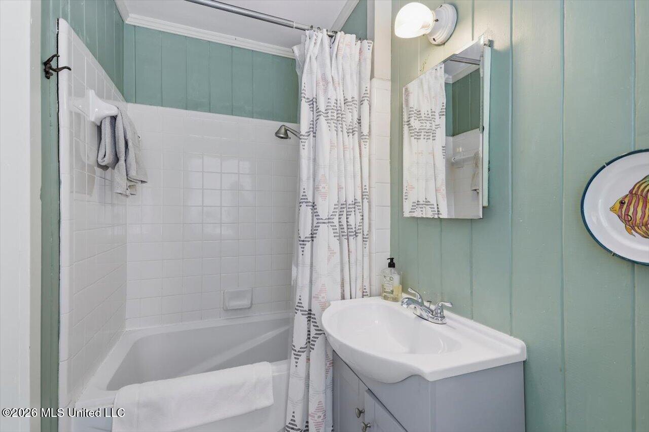 1138 Saint Ann Street Property Photo 31