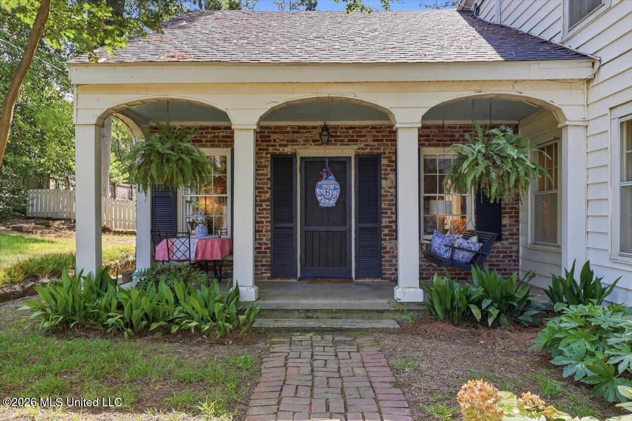 1138 Saint Ann Street Property Photo 34