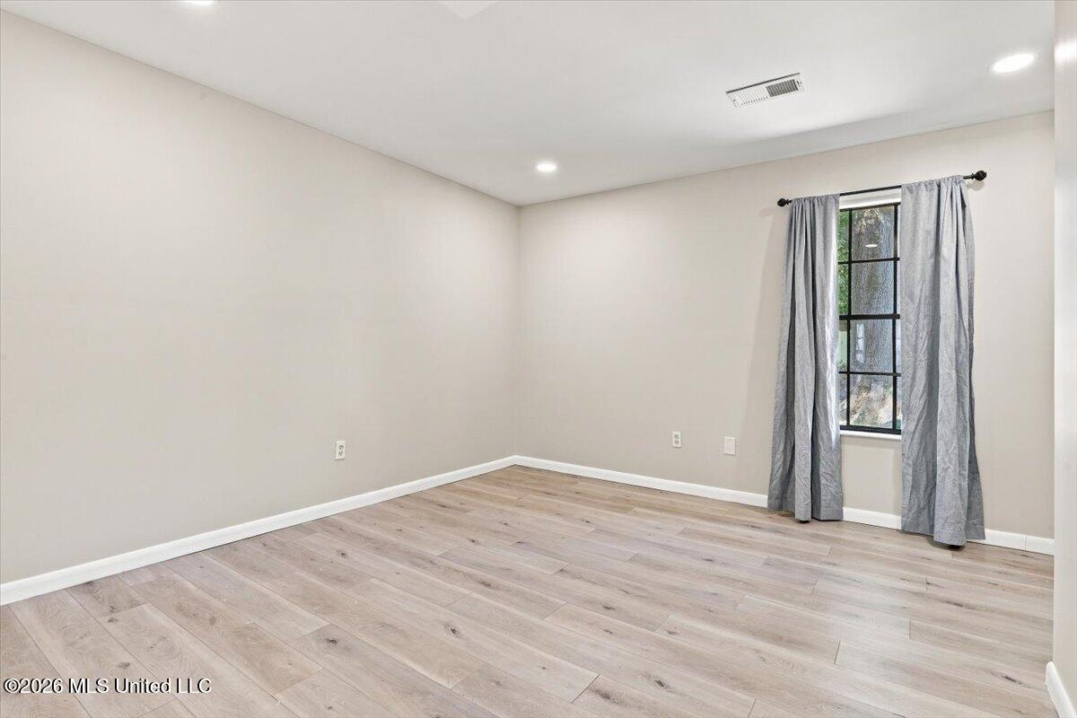 7461 Eastover Boulevard Property Photo 29