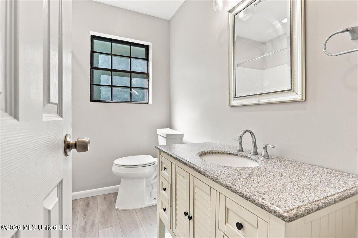 7461 Eastover Boulevard Property Photo 32