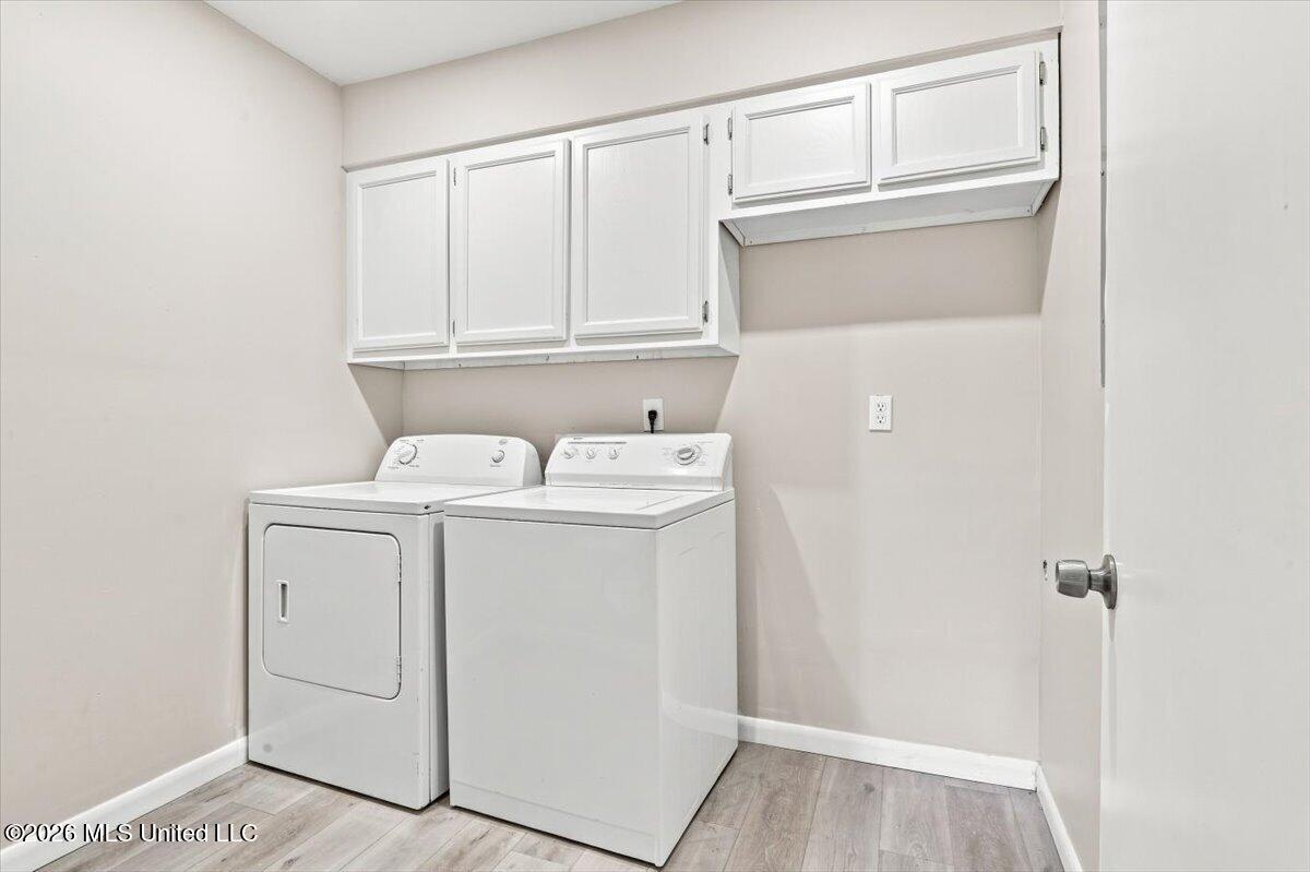 7461 Eastover Boulevard Property Photo 36