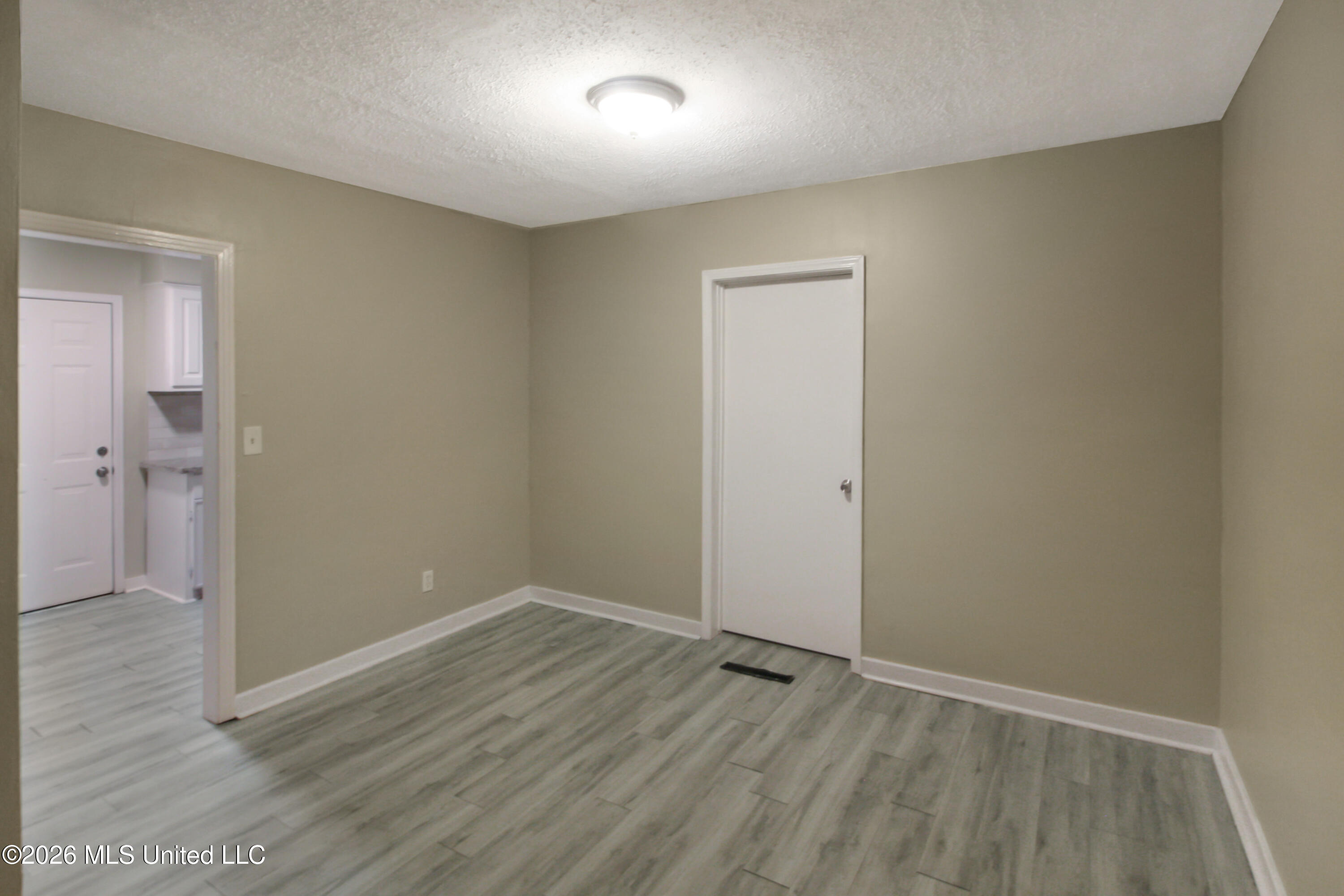 515 Woodward Avenue Property Photo 7