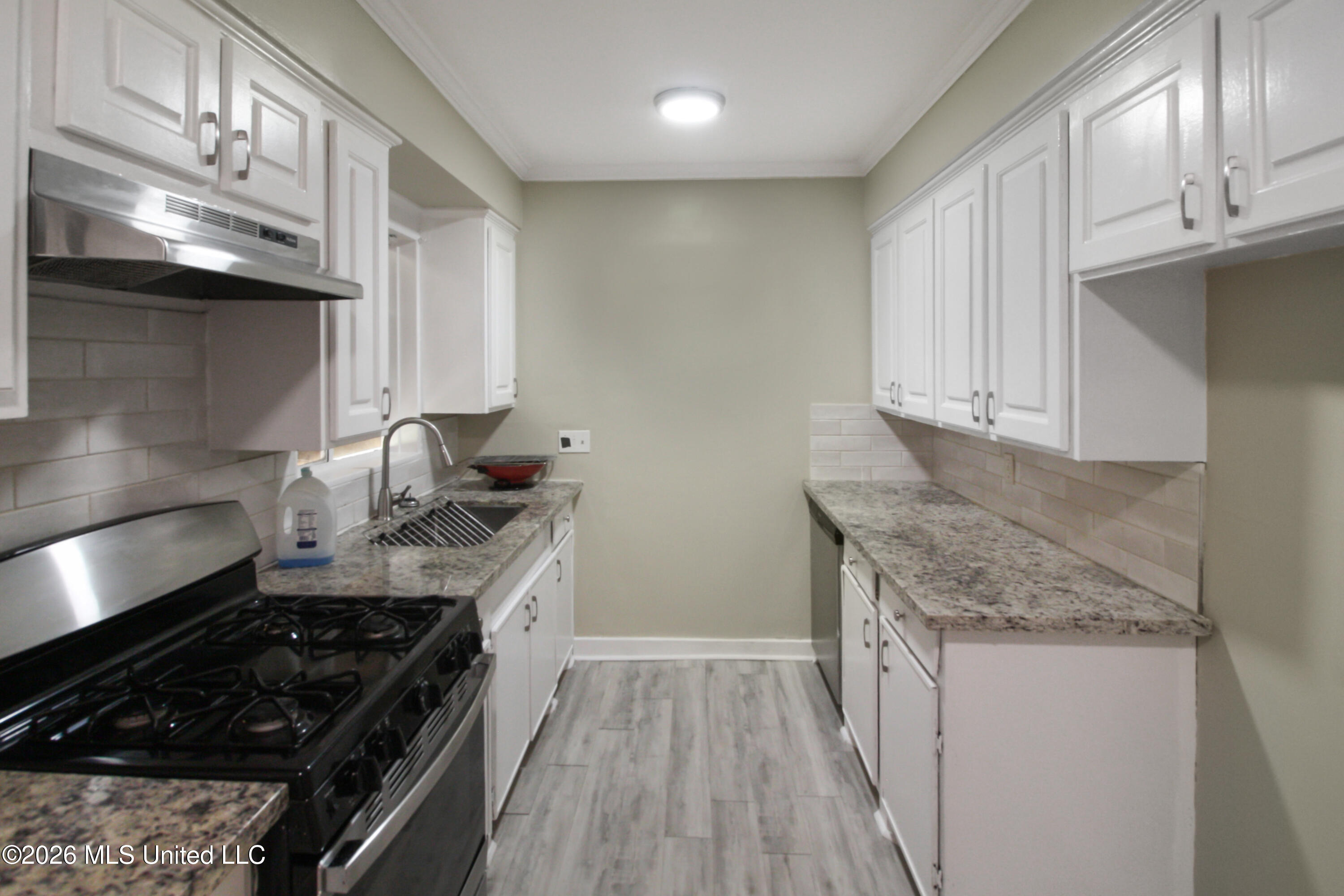 515 Woodward Avenue Property Photo 8