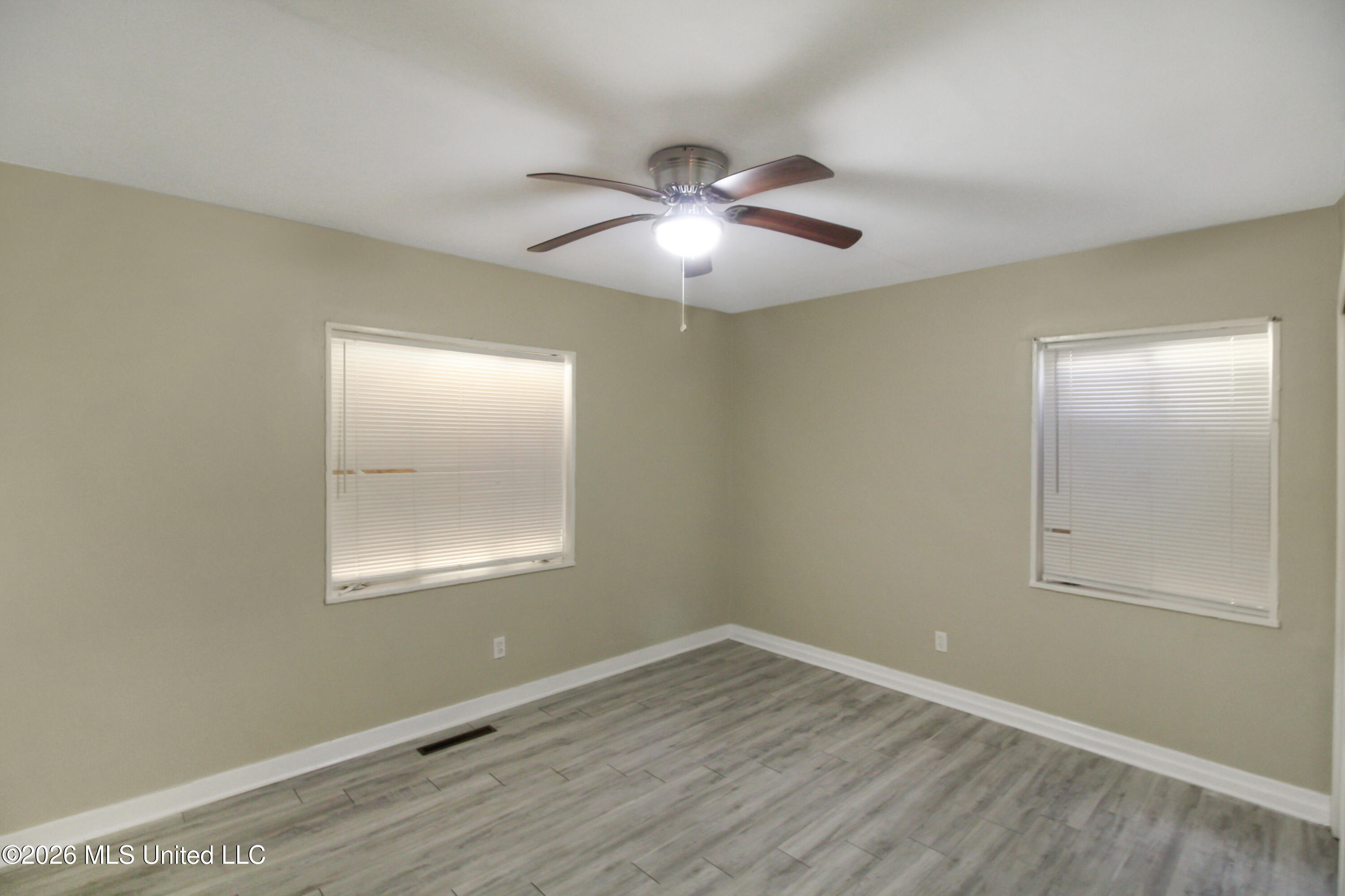 515 Woodward Avenue Property Photo 11