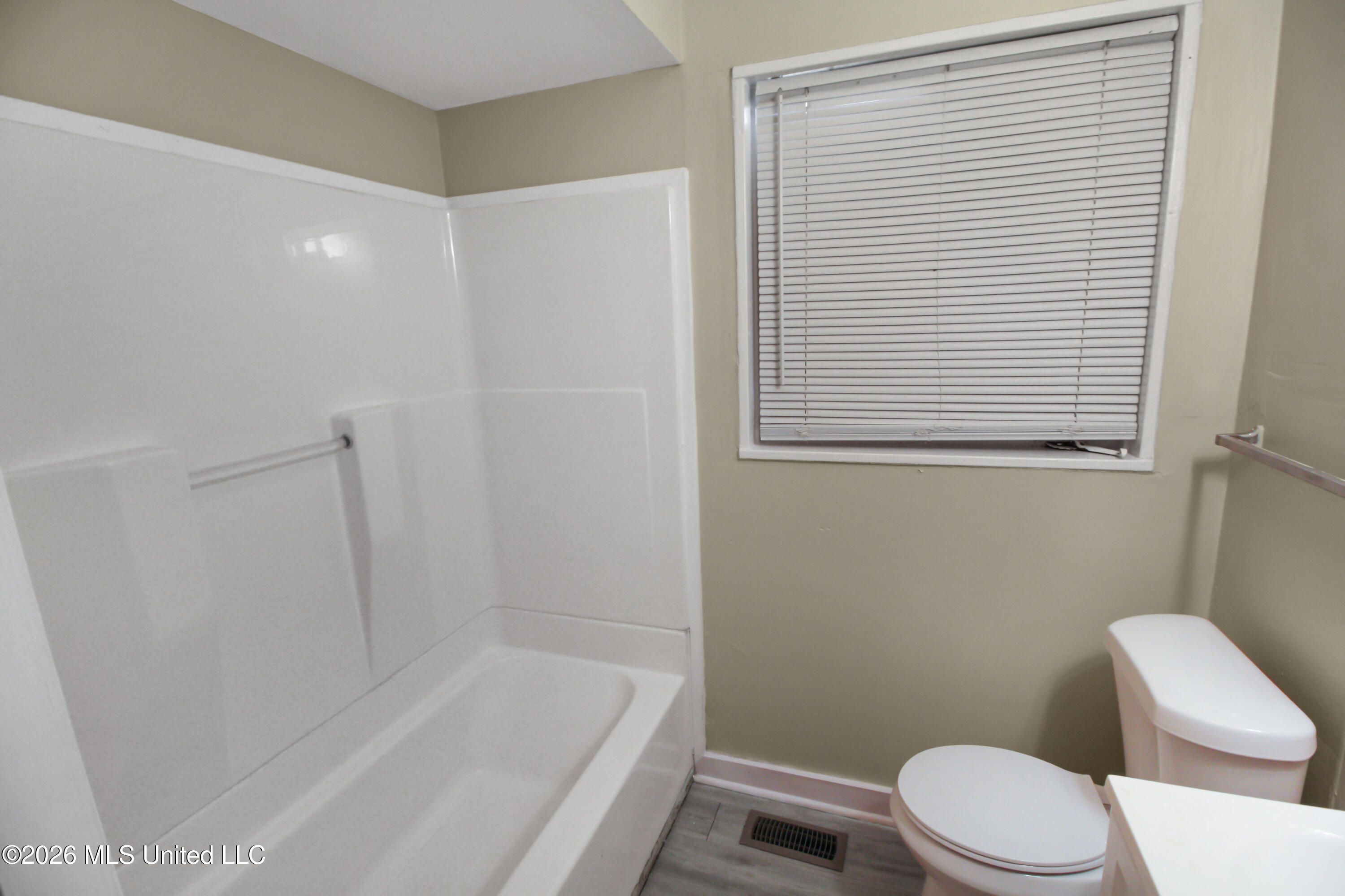515 Woodward Avenue Property Photo 13