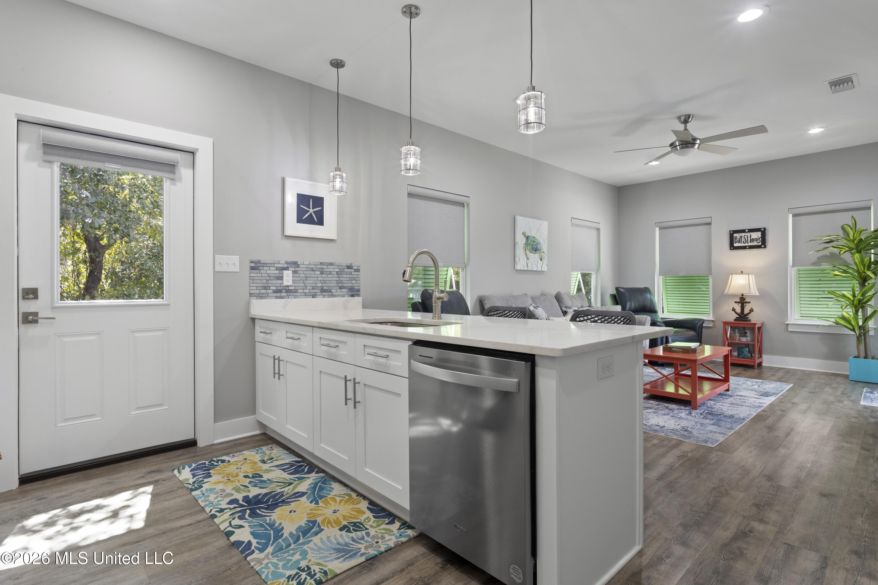 231 Leonhard Avenue Property Photo 14